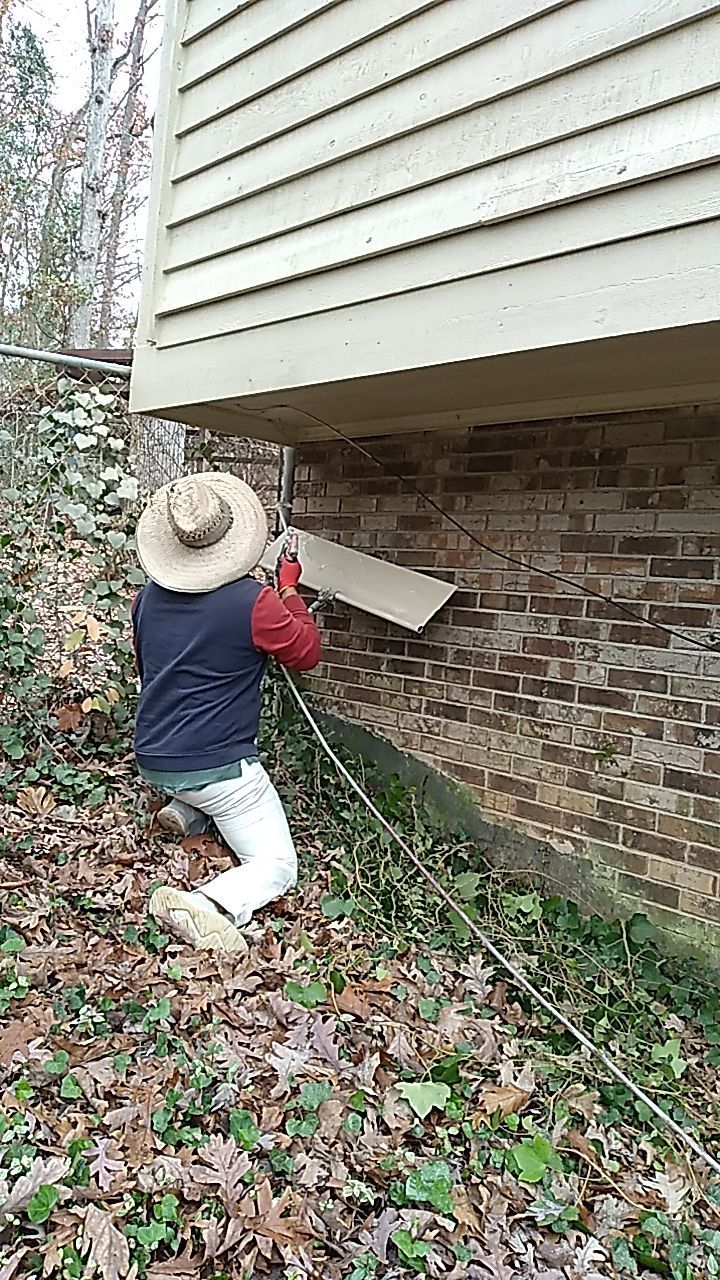 Exterior renovation using James Hardie Siding and Simonton Windows by Indigo State Roofing
