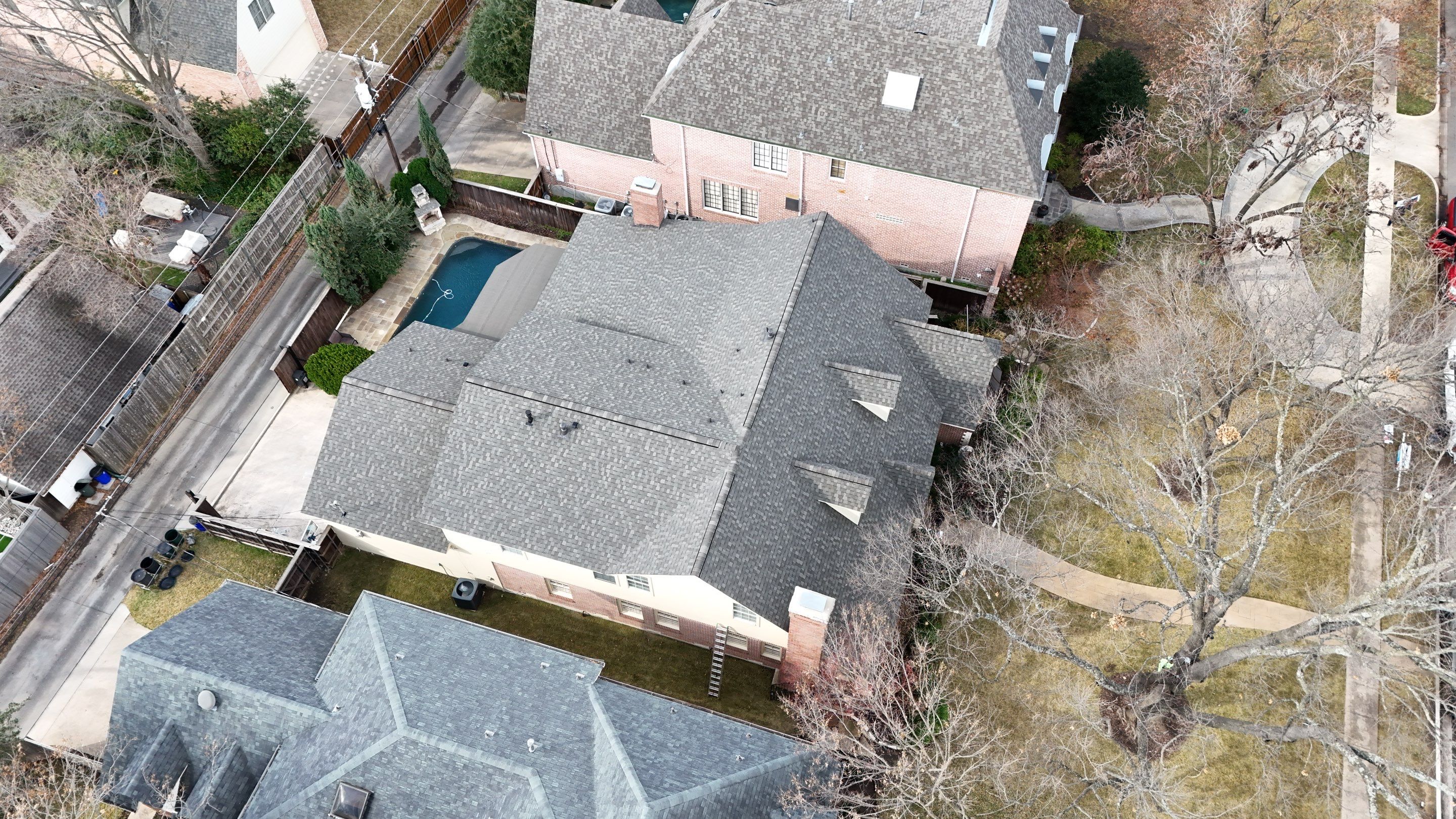 Project in Dallas by Armor Roofing | Exteriors