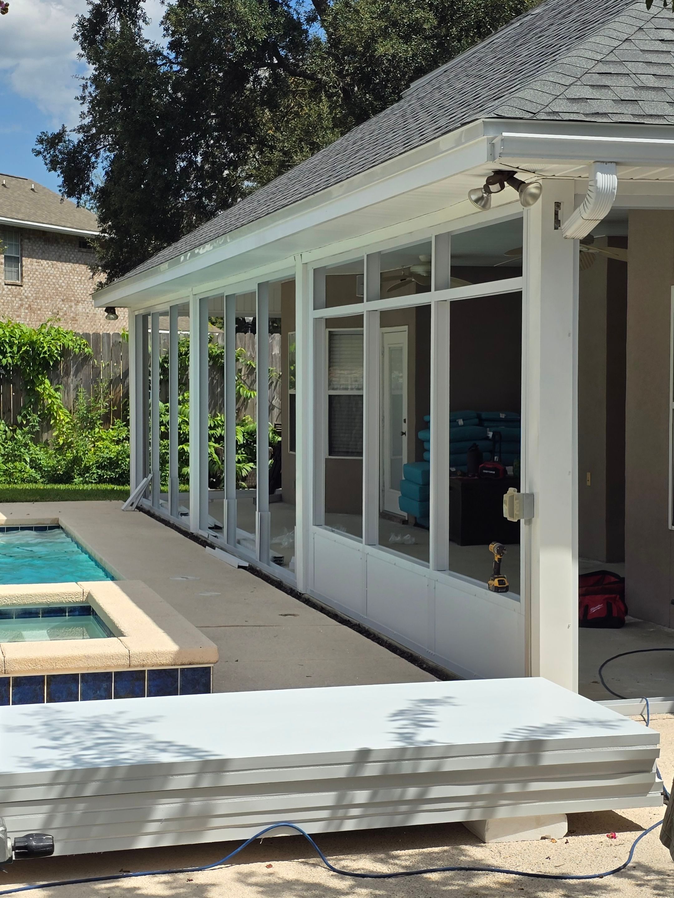 Poolside Glass Under in Fort Walton Beach by Titan Sunrooms