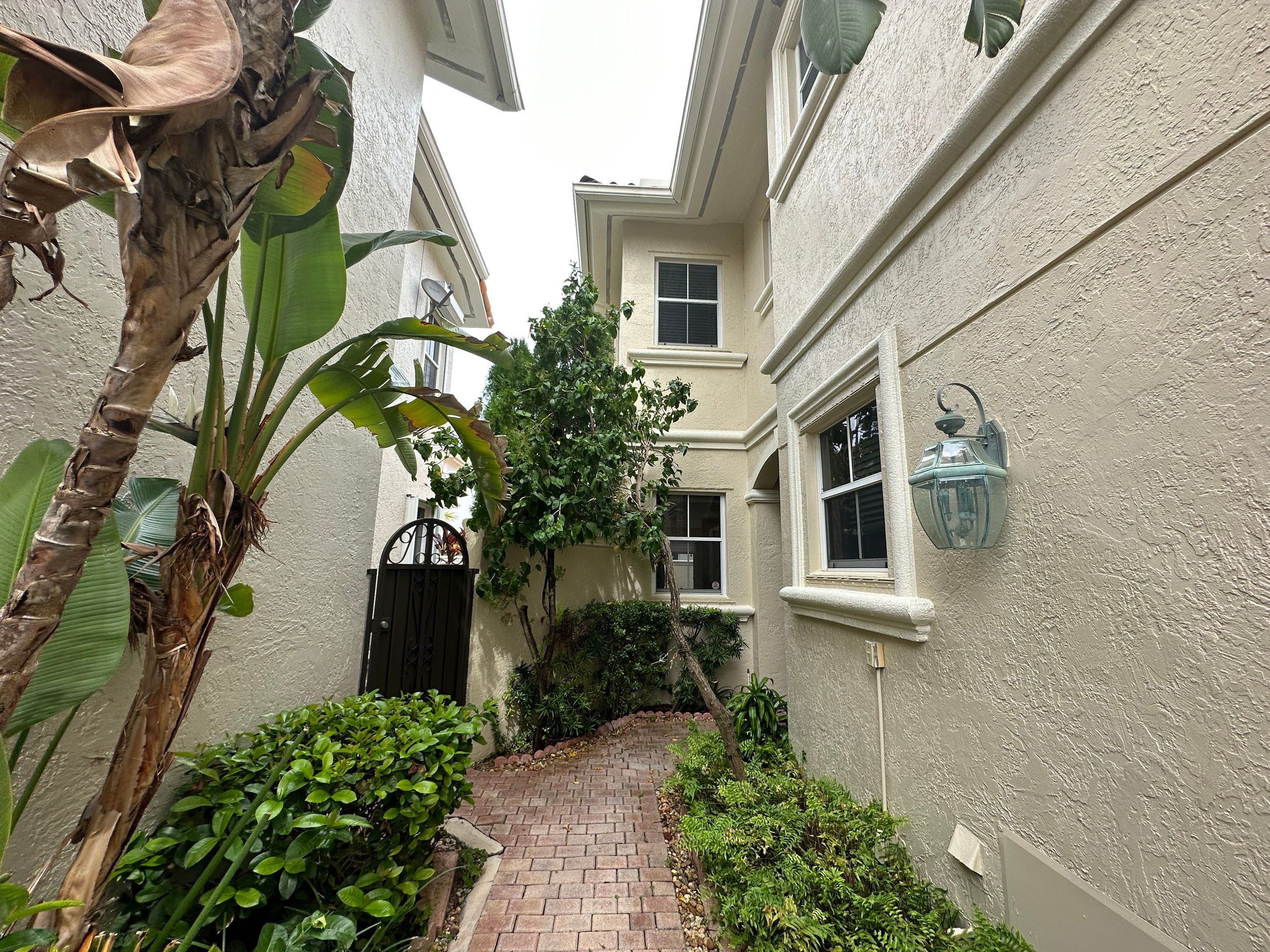 Water Damage Claim in Hollywood by FLAPA & KeyStone