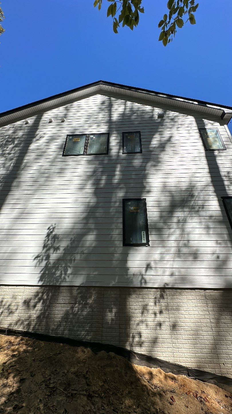 Siding Installation using JH Select Cedarmill Eased Edge by ExteriorPros