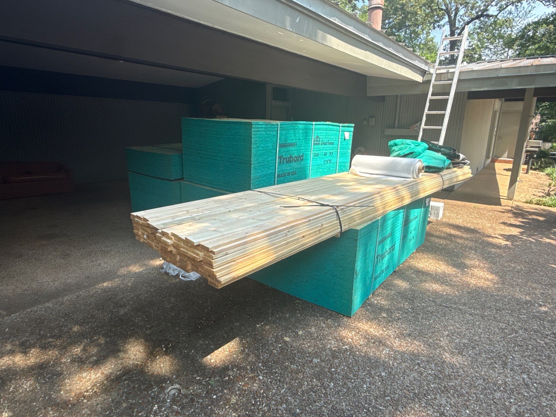 Residential Standing Seam Metal Roof and Membrane Replacement in Memphis by Revival Roofing Services