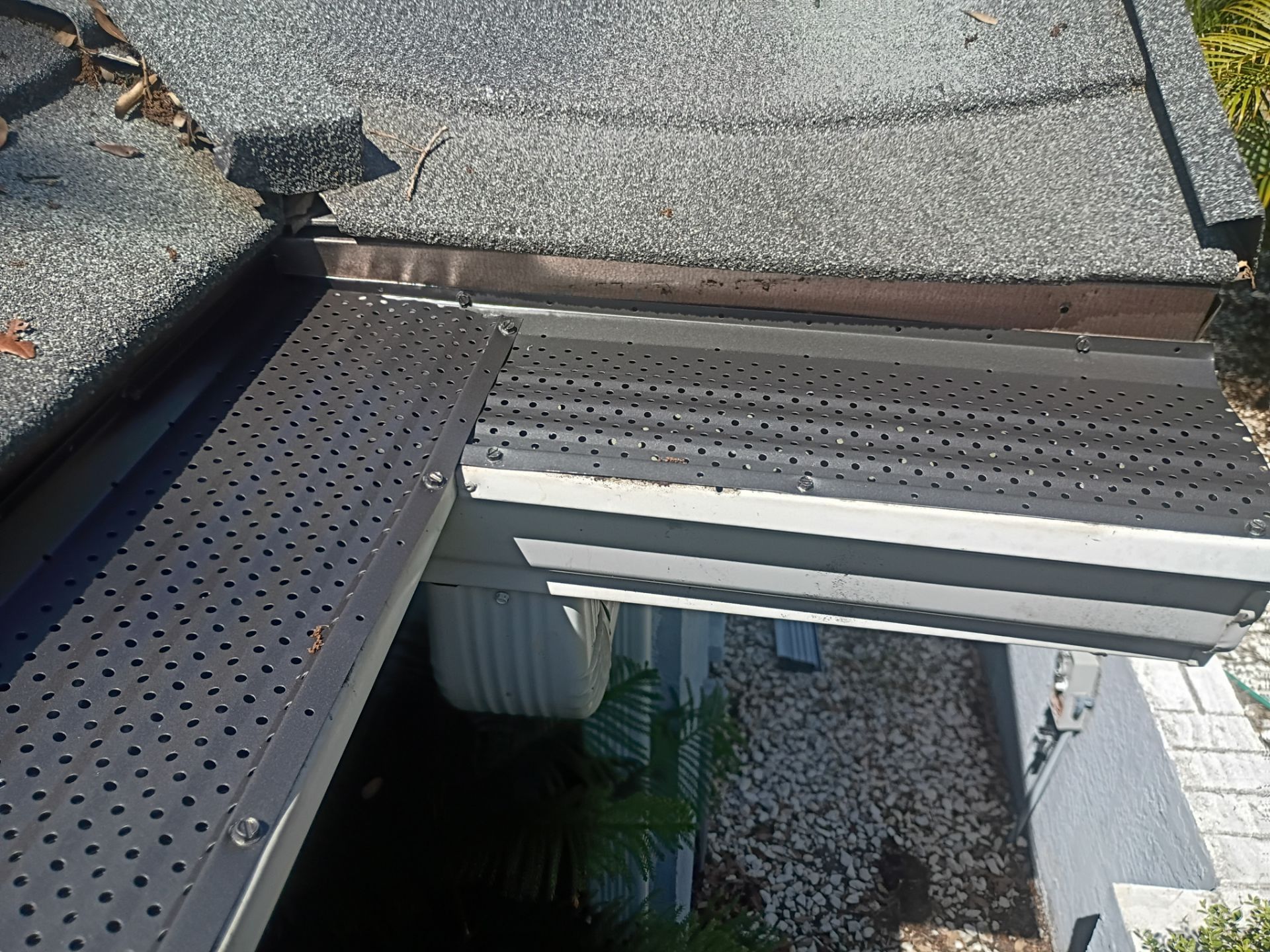 Gutter Guards Installation using Leaf Guard in Sarasota FL by Gutter Professors