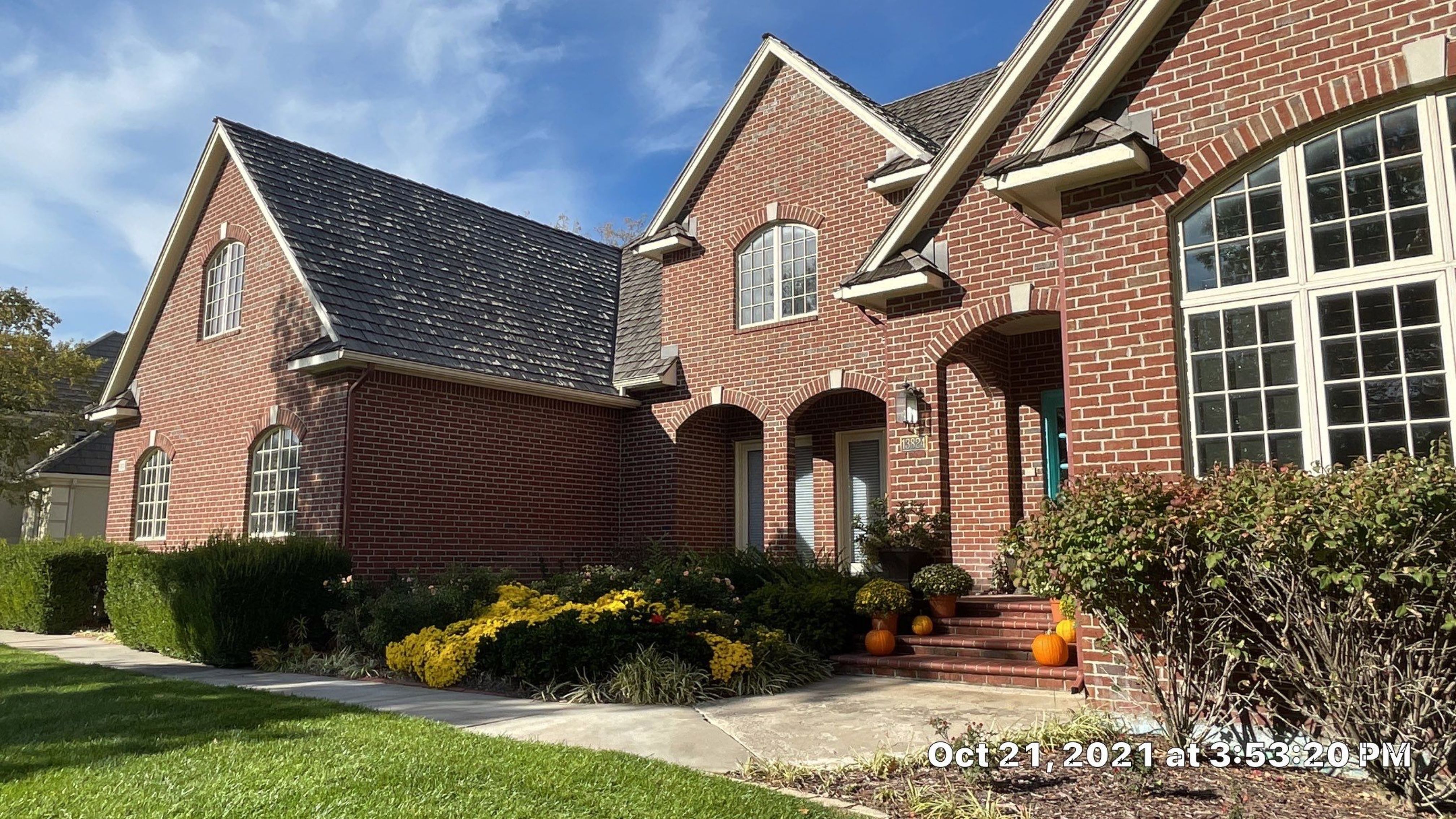 Residential Roofing Installation using DaVinci Bellaforte Slate in Slate Black by Eaton Roofing 