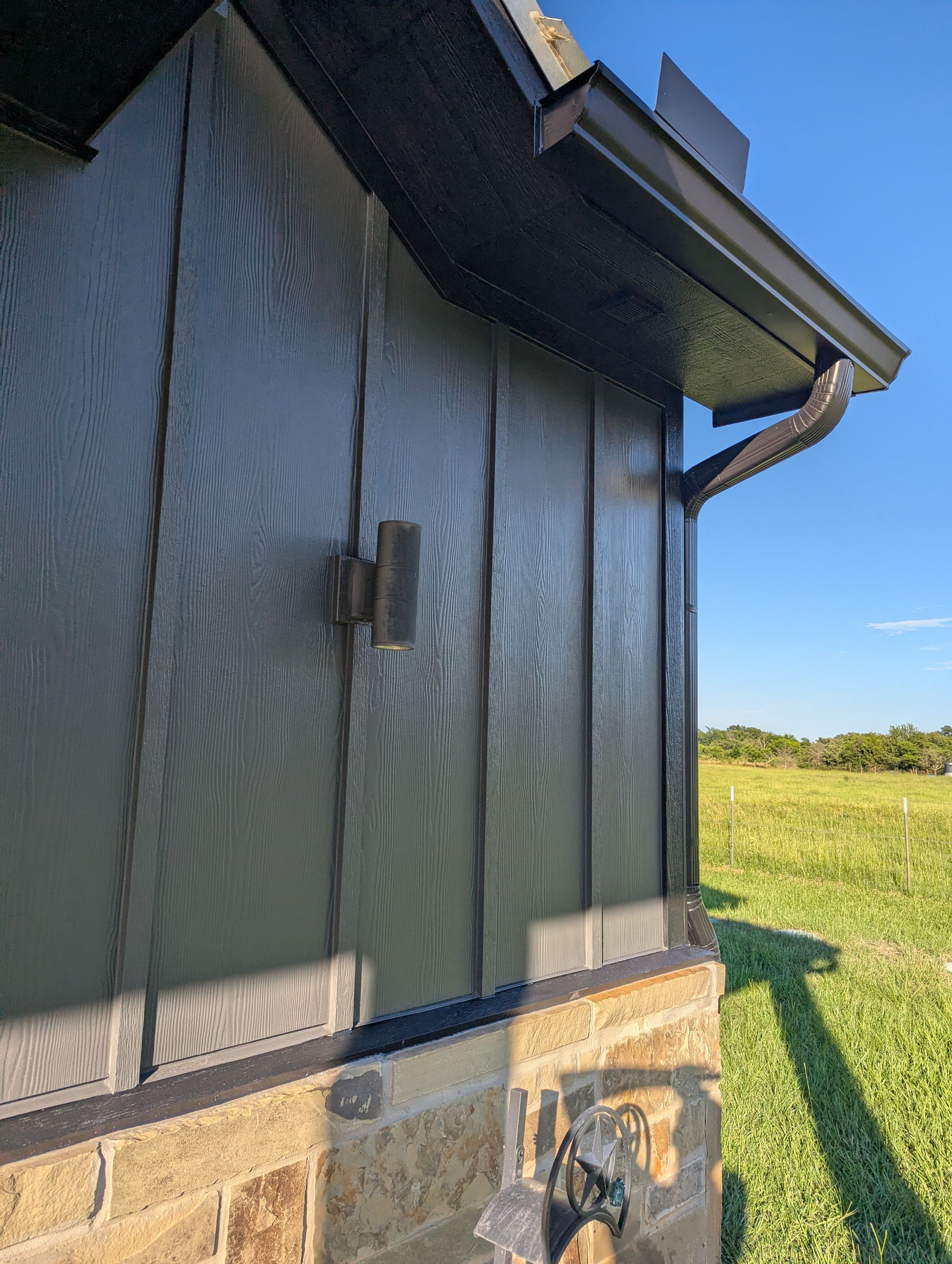 A Complete Exterior Repaint in Edgewood, TX by Quality Coats Painting