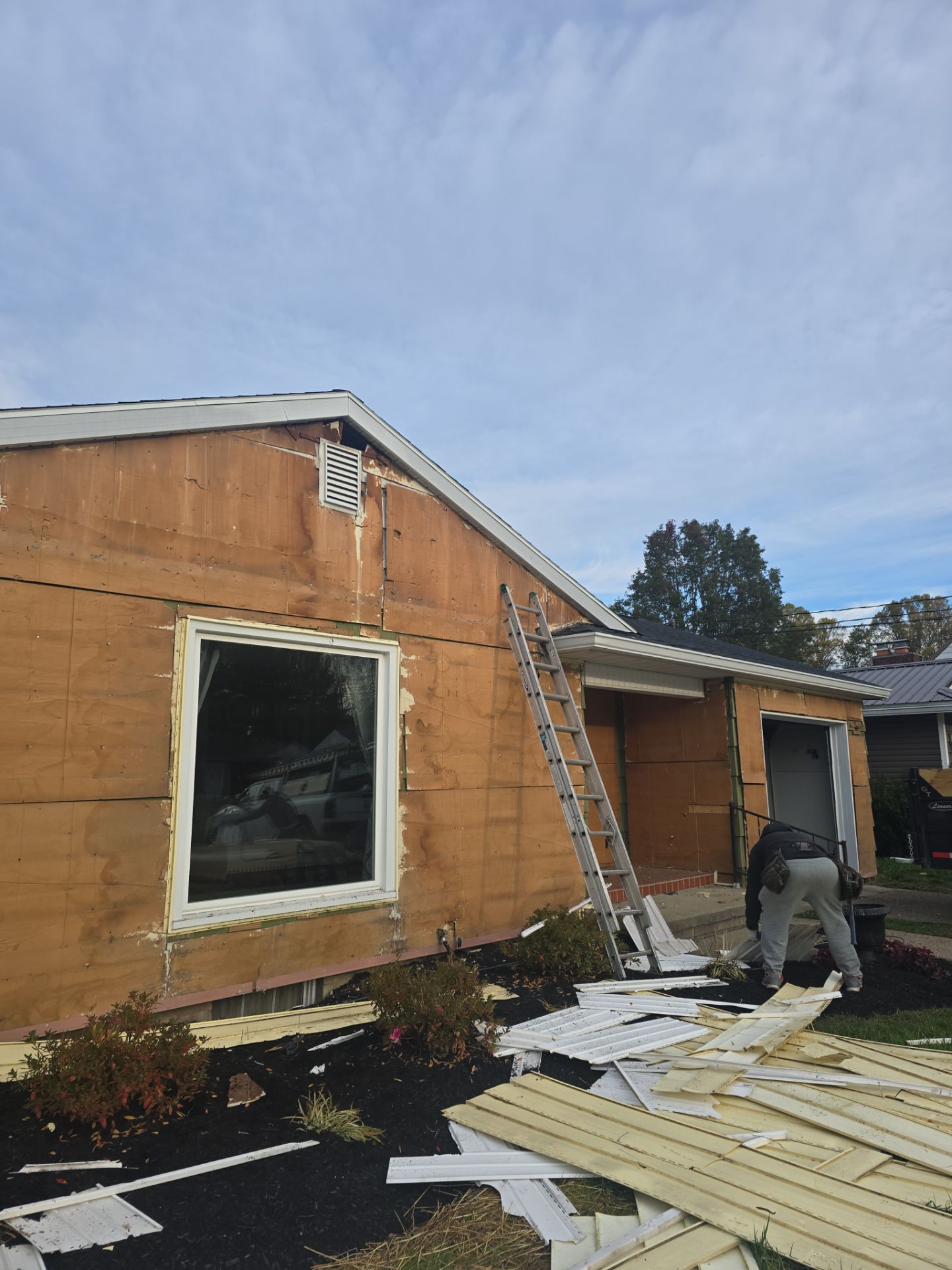 Siding Installation using Vinyl Siding by Rainstoppers Roofing