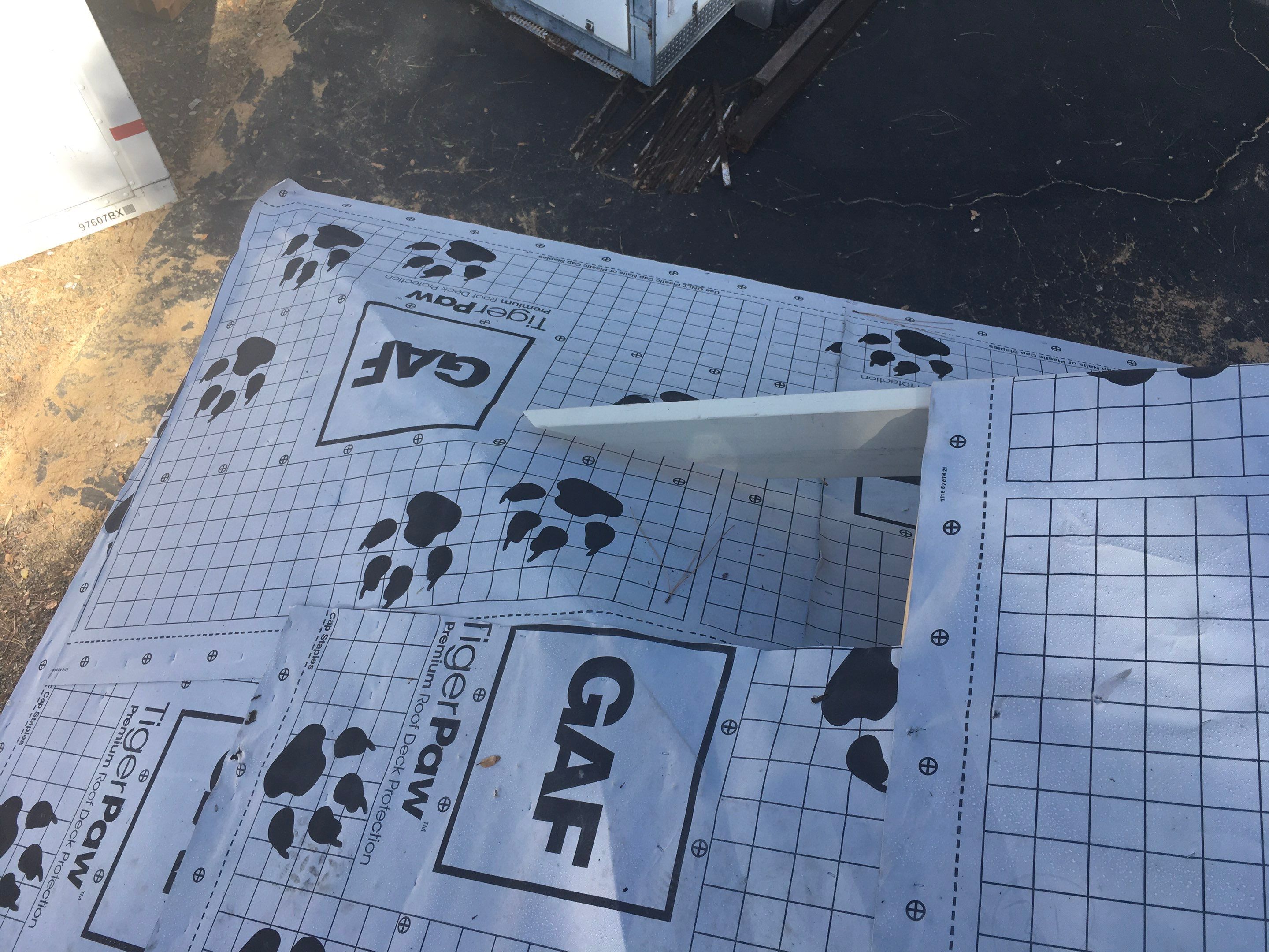 Metal roofing installation using Standing seam metal roofing system by Straight Edge Roofing Inc