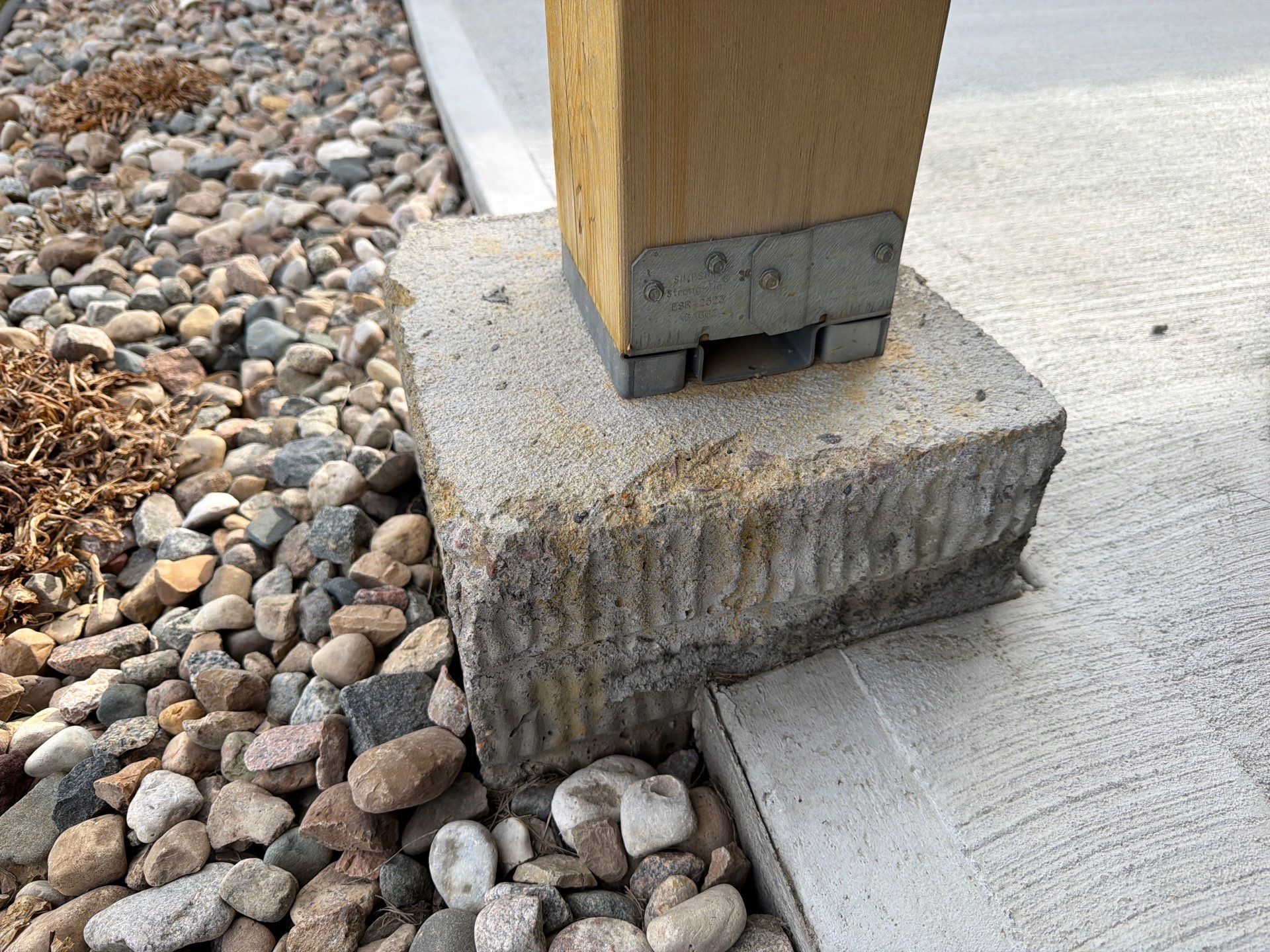 Decorative Flake Concrete Coating for Sioux Falls Porch and Patio by Select Painting, Coatings & Garage Cabinets