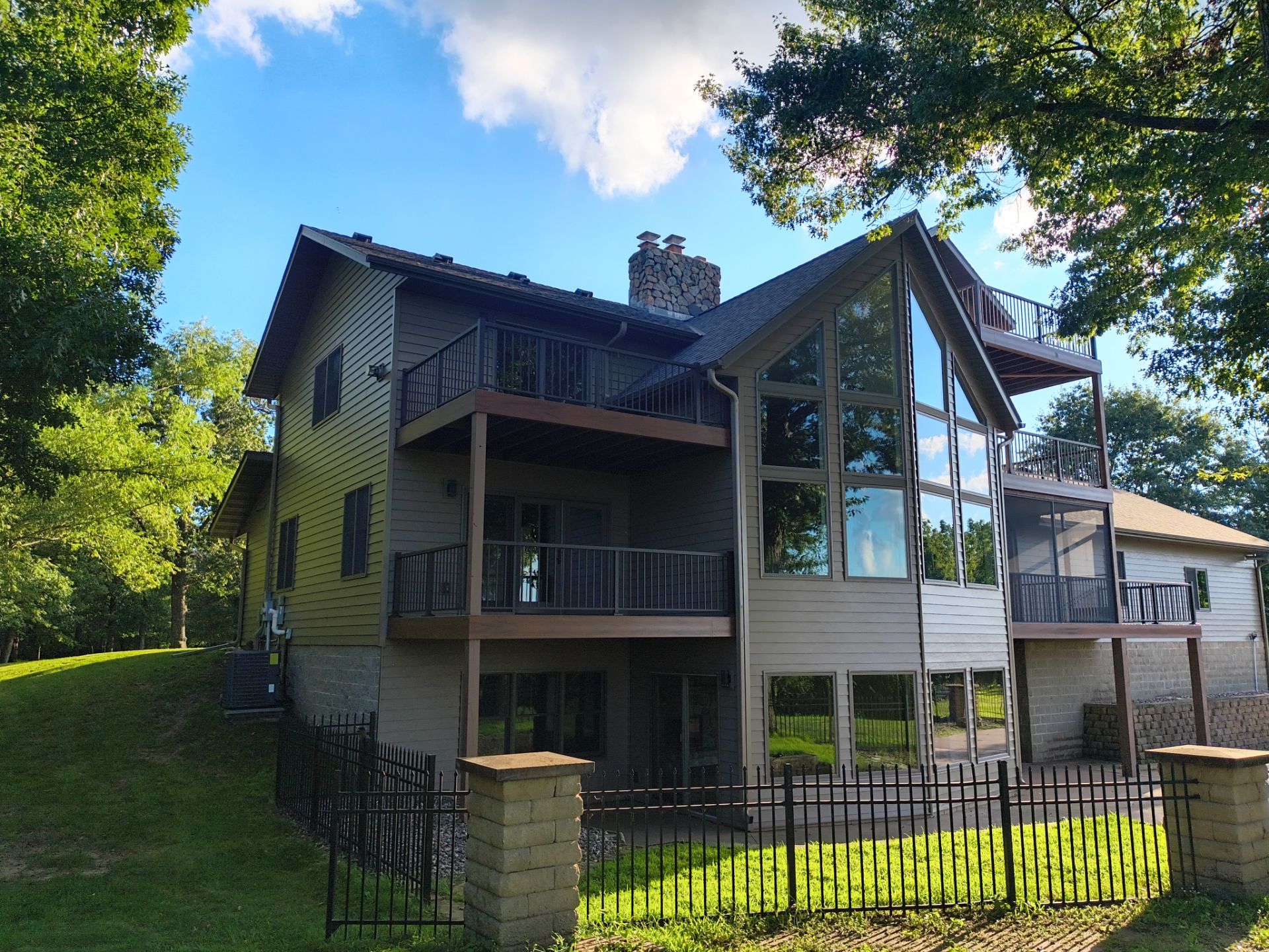5-Inch Seamless Gutter Installation – Clearwater, MN by Next Level Seamless Gutters / Exteriors Inc.