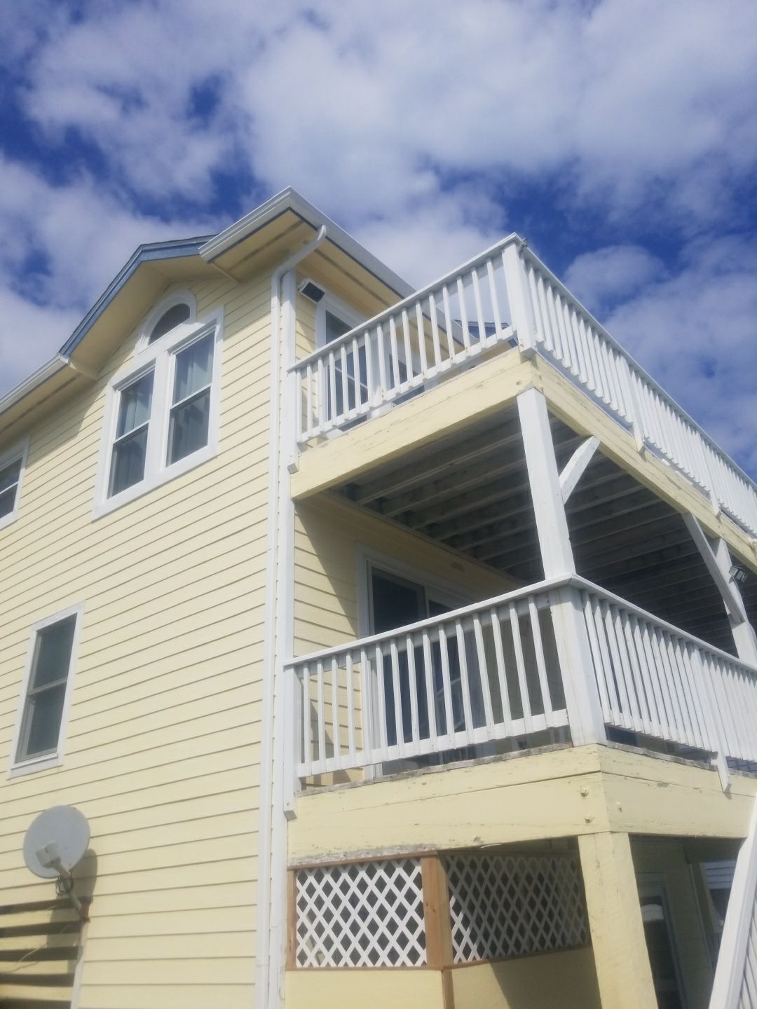 Brotzman - Gutter 732 Spinnaker Arch • Corolla, NC 27927 by Gallop Roofing & Remodeling, Inc.