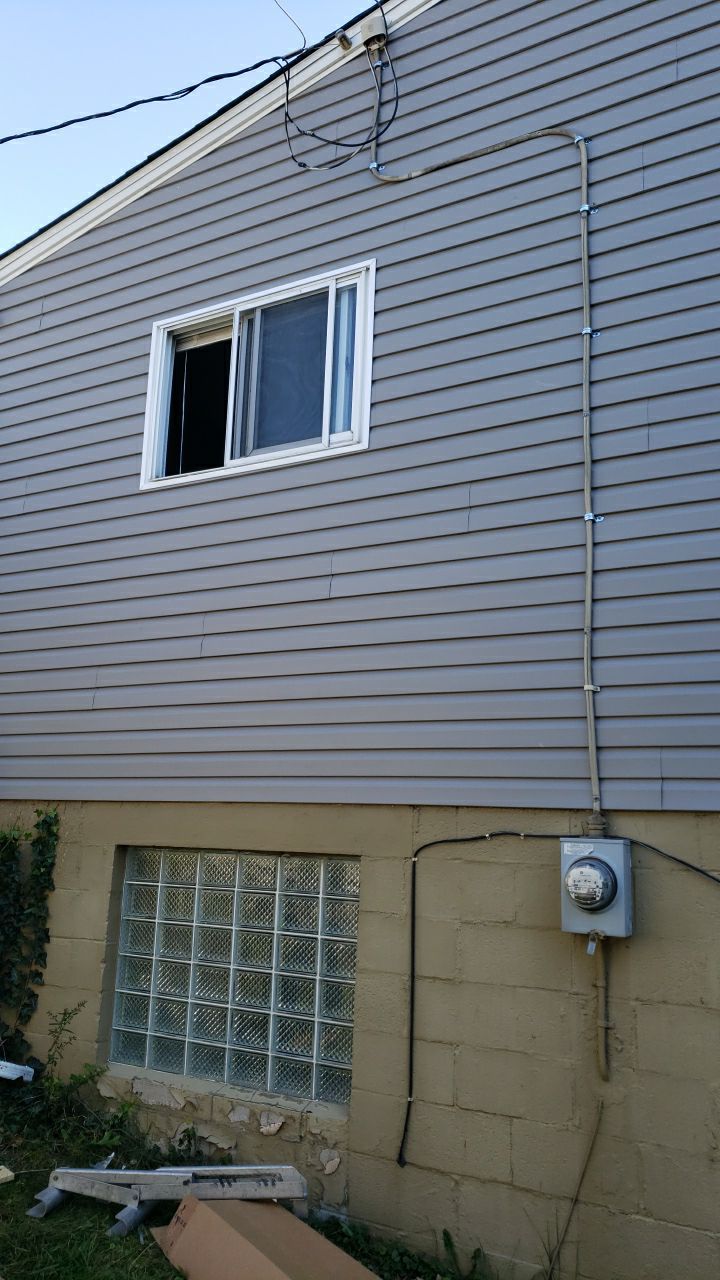 Brand: Atlas Pinnacle Color: Pristine Scotchgard Pweter Drip: White by Eagle Eye Roofing