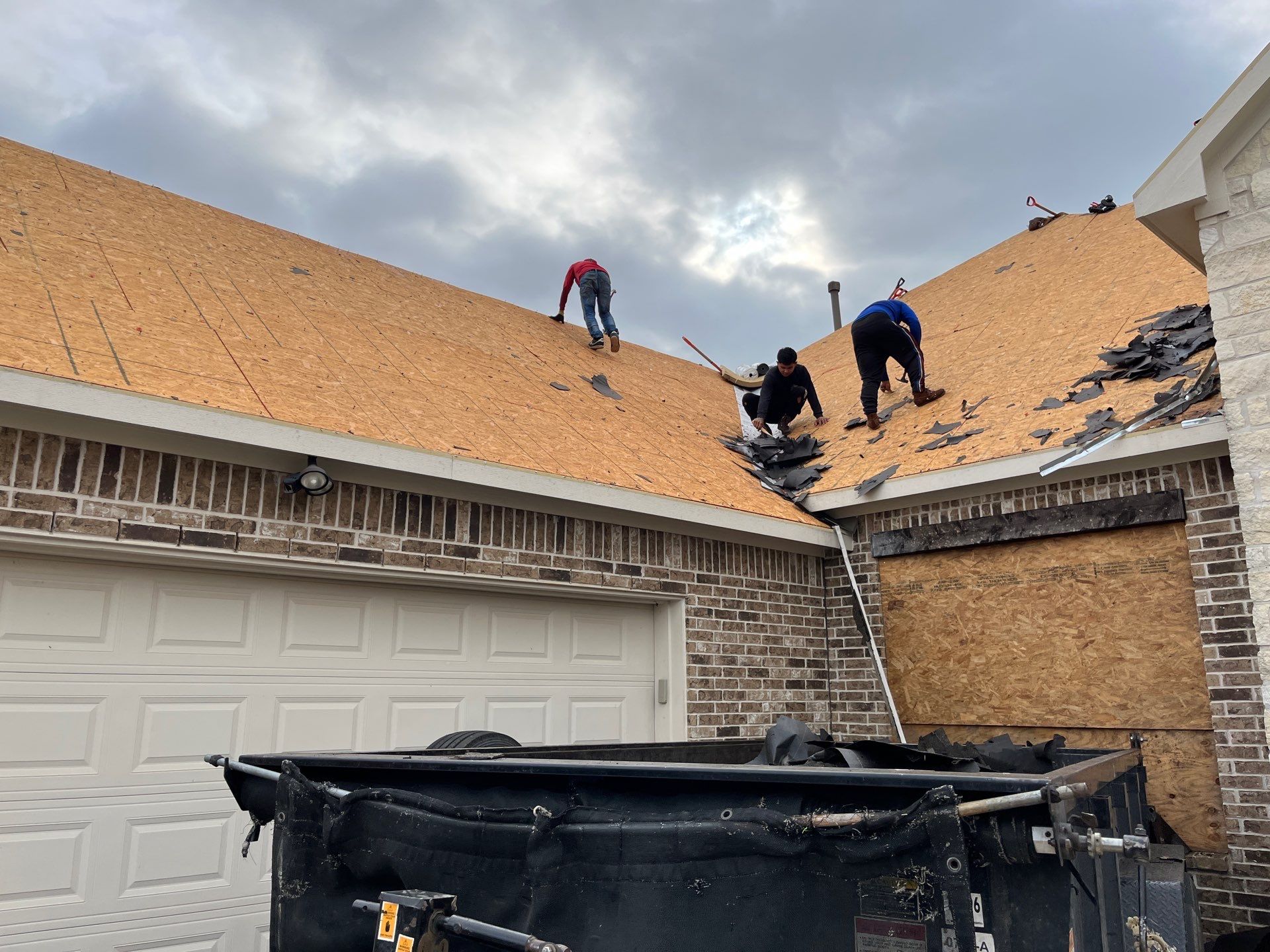 Hail Damage using Owen's Corning Duration (Lifetime) Shingles by Roof Repair Company