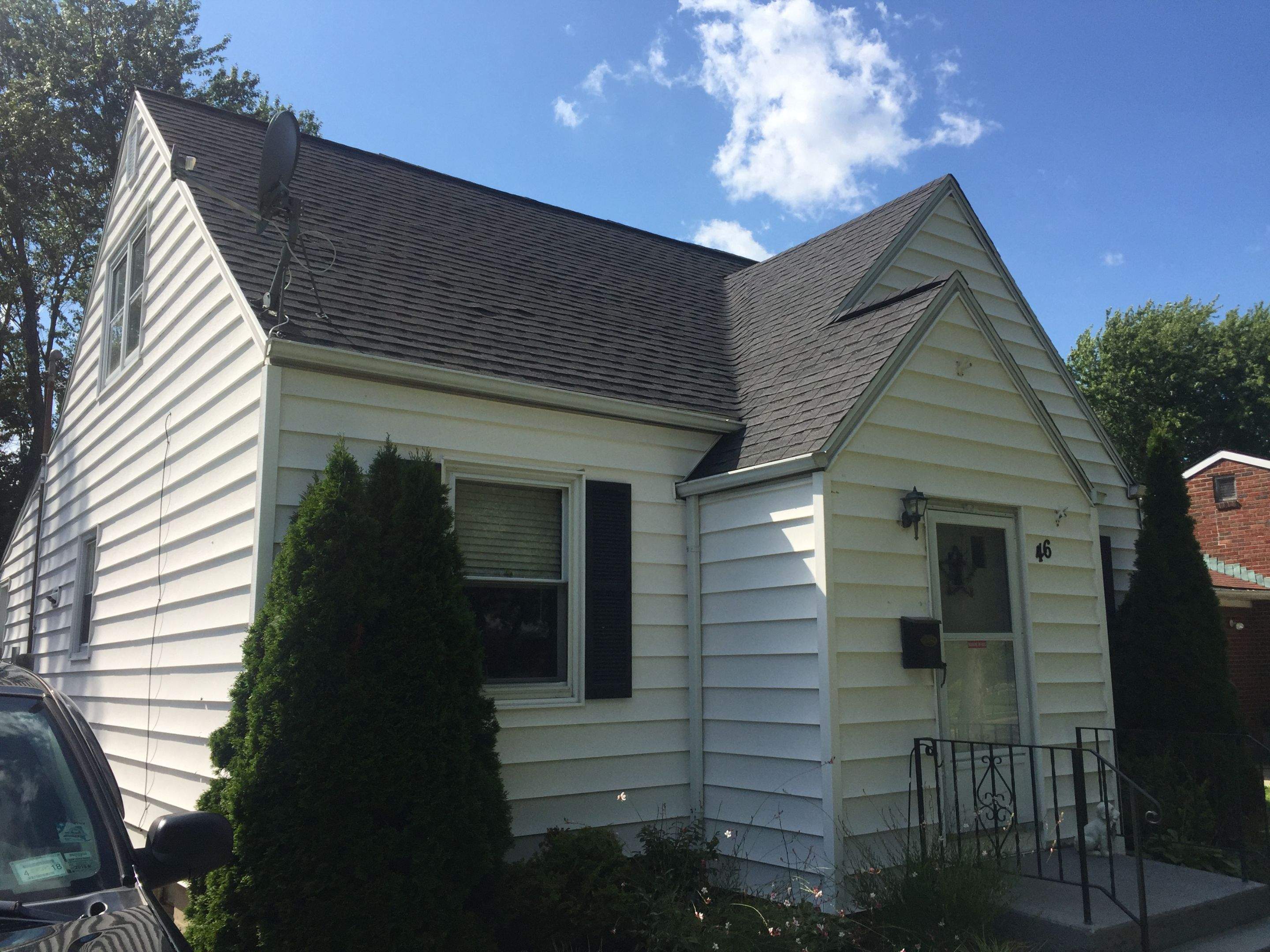 Exterior Siding and Roof by Ivy Lea Construction