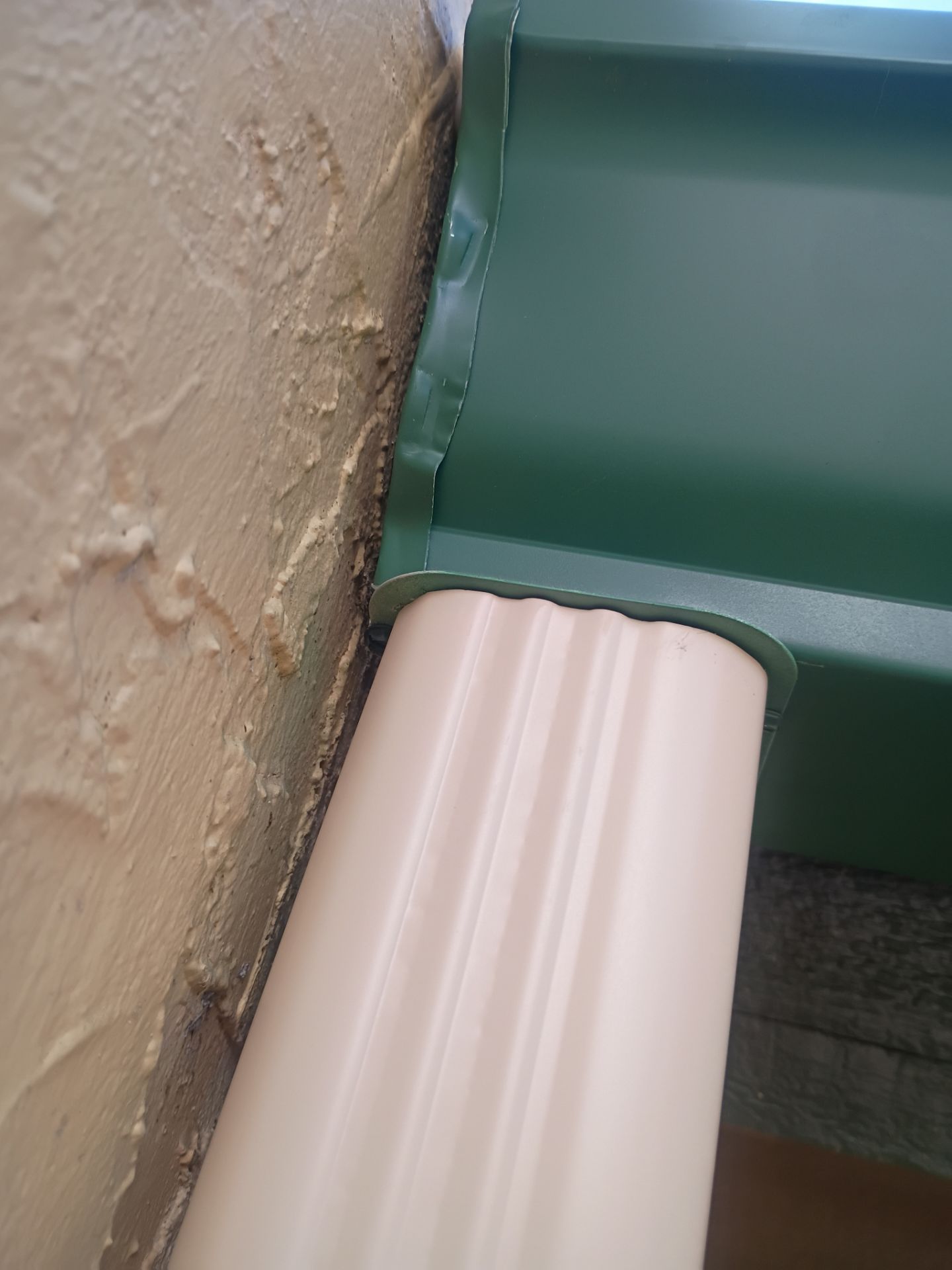 Leaf Guard using Gutter Guards & 3X4Downspoutsts in Sarasota FL by Gutter Professors