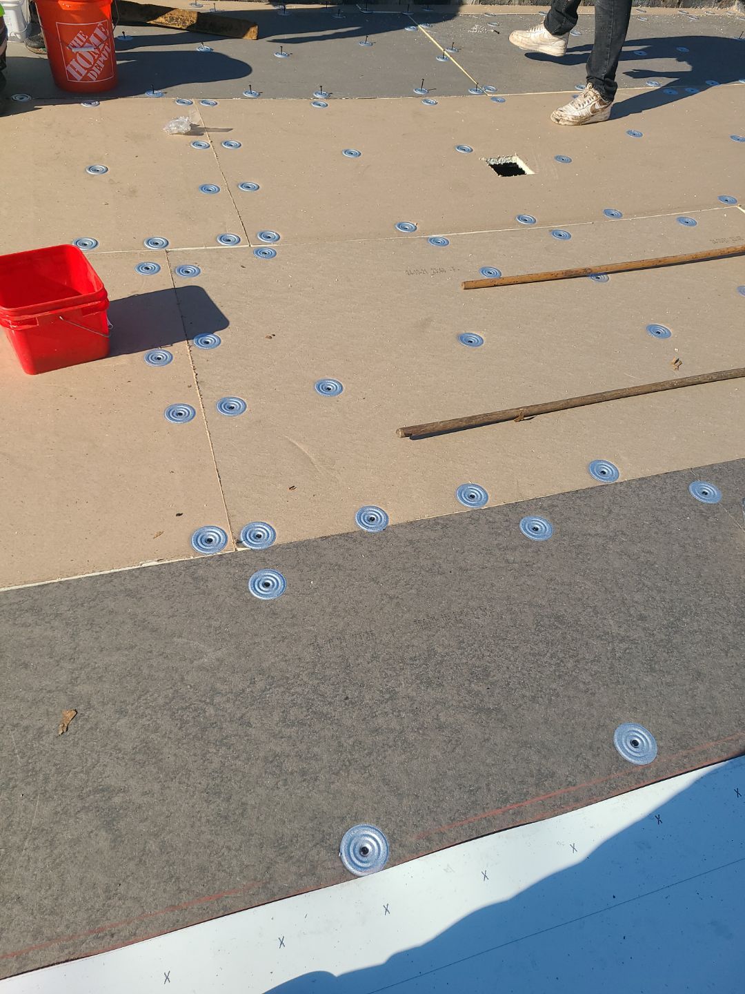 Alexandria: Residential Flat Roof Replacement with Mule Hide TPO Membrane by RM Banning, Inc.