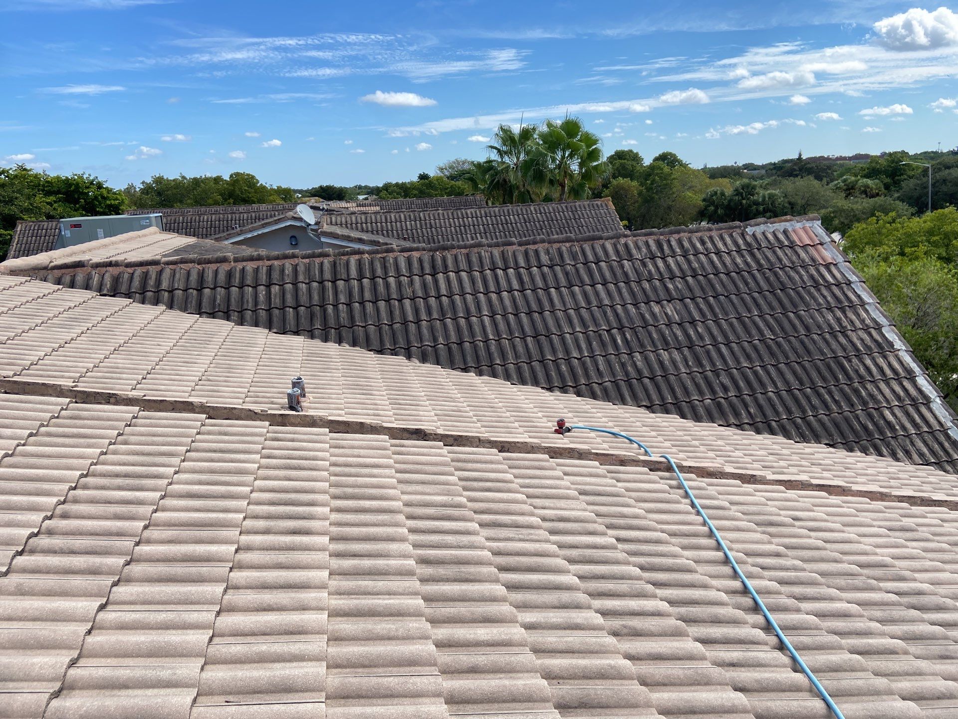 Commercial Roof Cleaning Coral Springs by BKB Pressure Cleaning LLC
