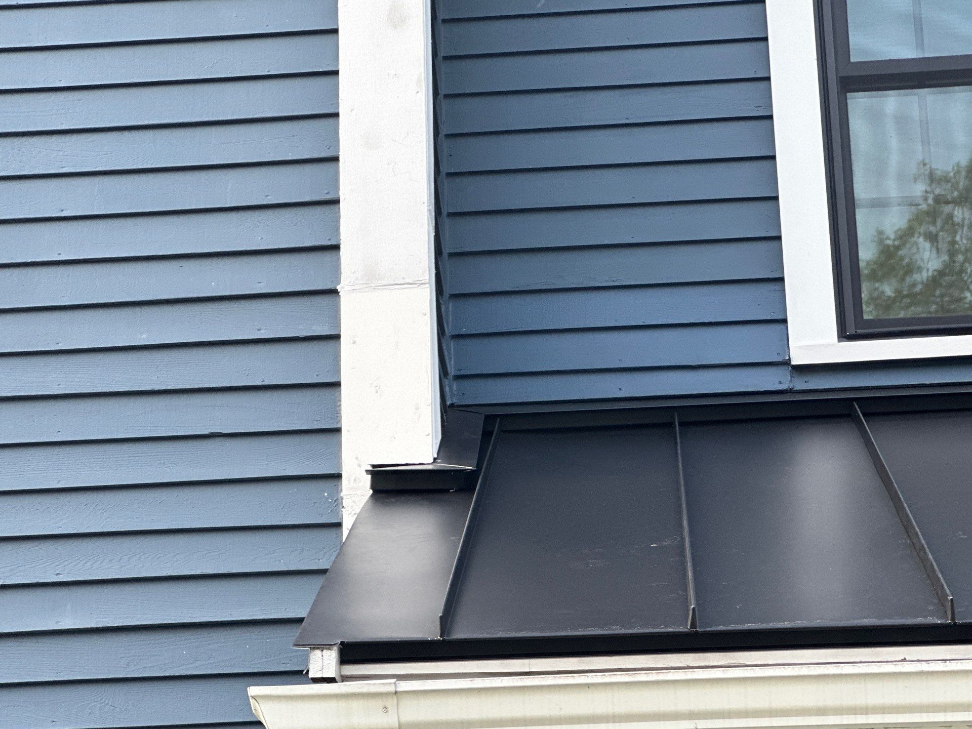 Roof Replacement in Amesbury, MA by Mighty Dog Roofing of Greater Middlesex County