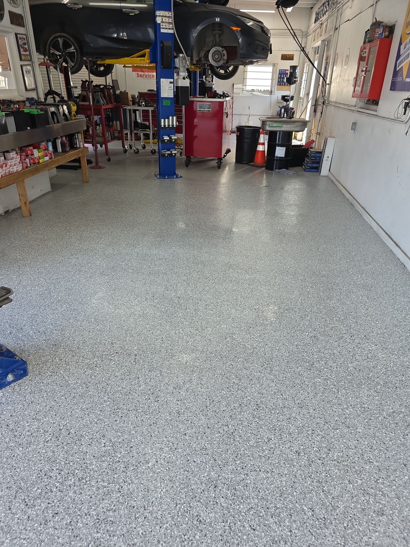 Simiron Stargazer Epoxy Coating for Commercial Auto Shop in Arroyo Grande by MGP Coatings