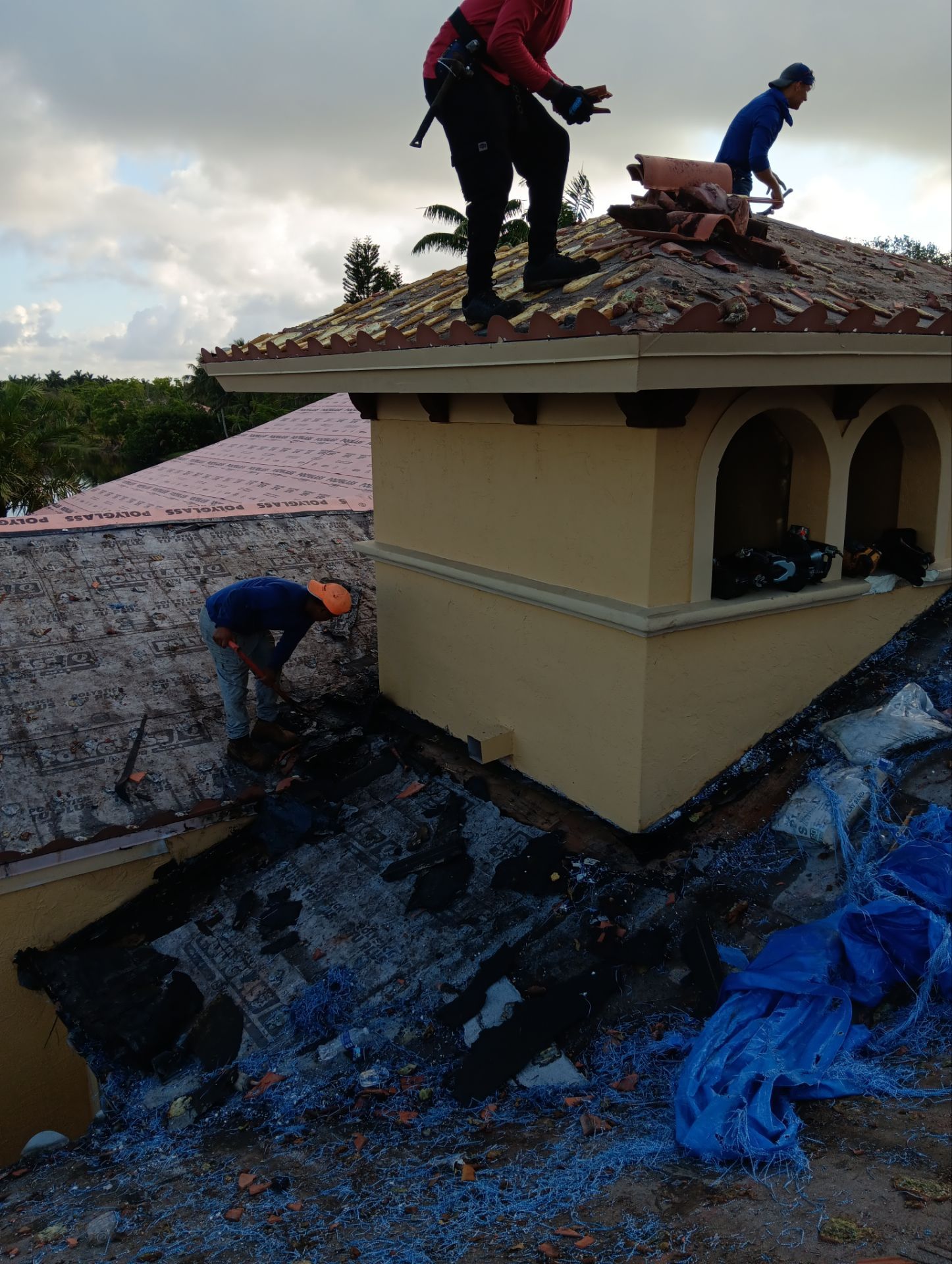 Metal Roof in Davie by Roofing Recovery