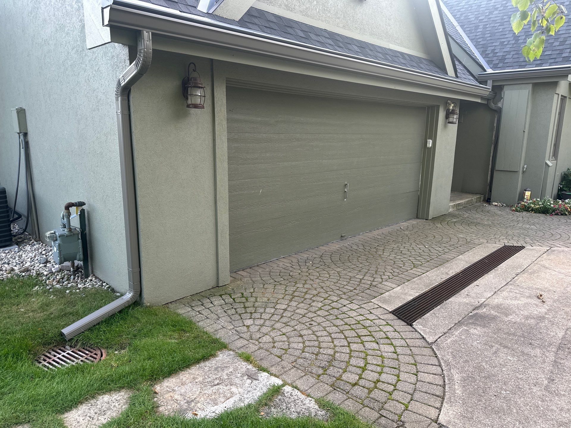 Custom Gutter and Drainage System Installation for Brutus Residence by Rainbow Seamless Systems