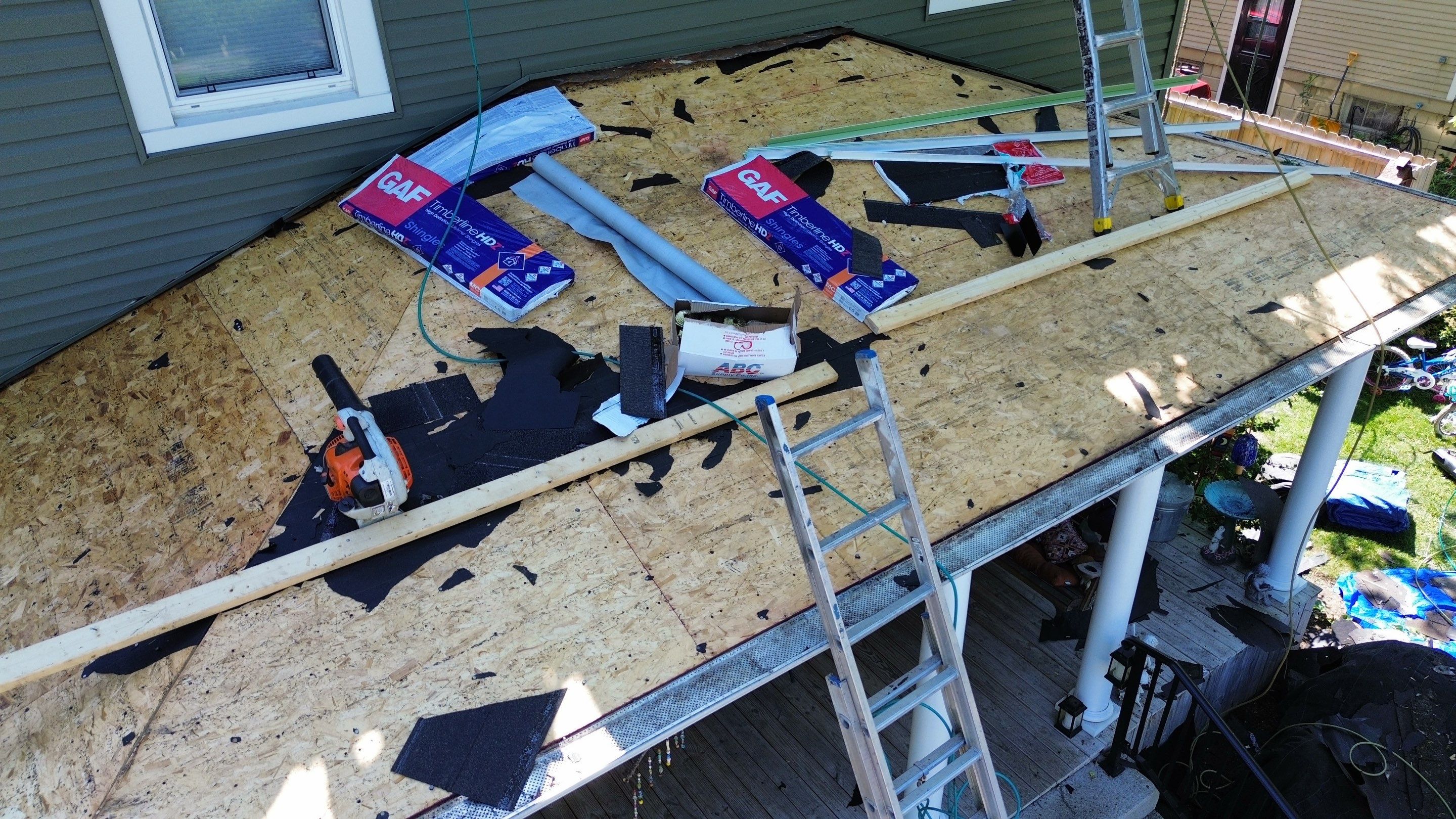 Residential Roofing Installation using Timberline UHDZ Shingles - Appalachian Sky by RoofX 