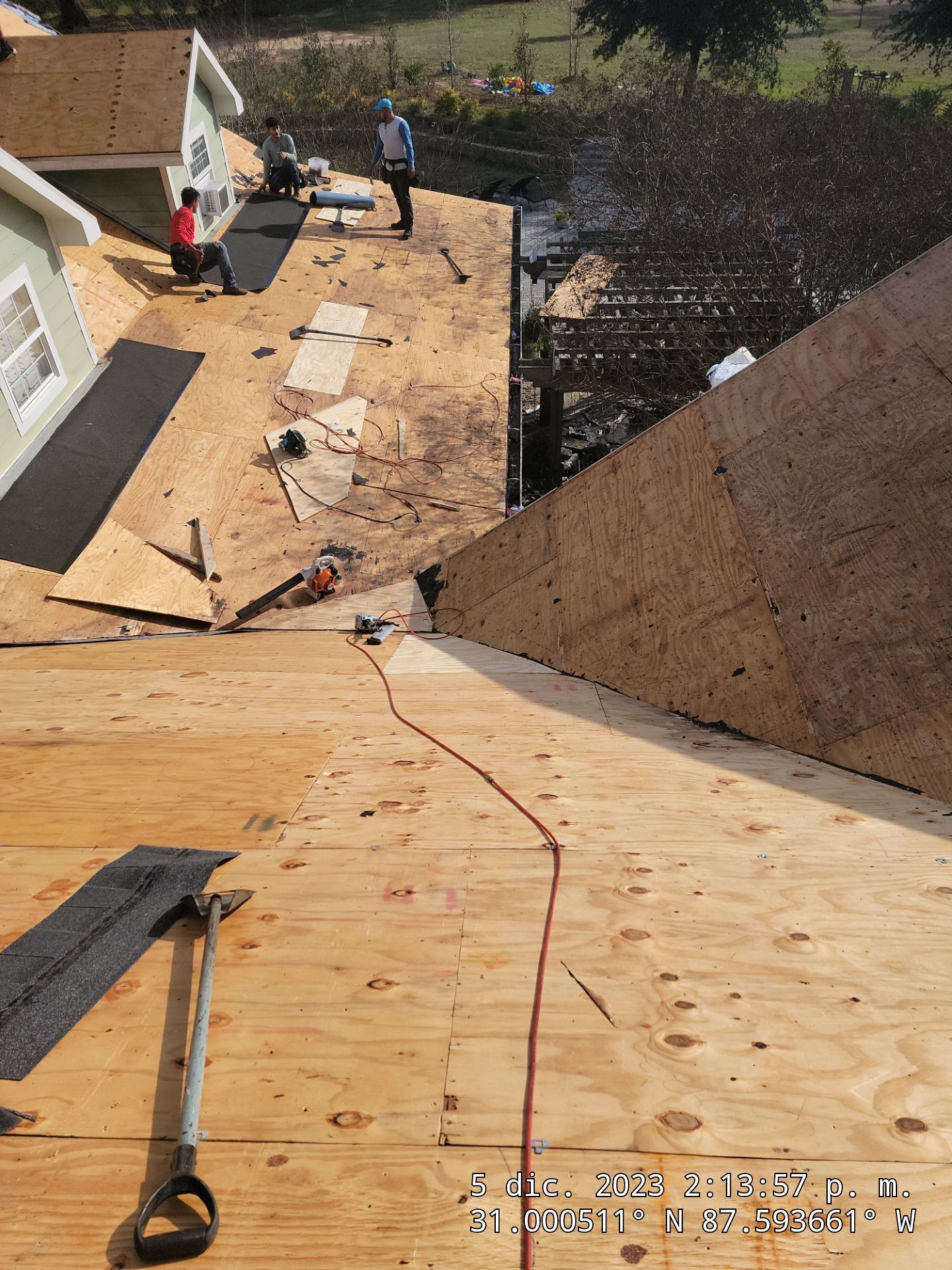 Jaye by IAM Roofing LLC