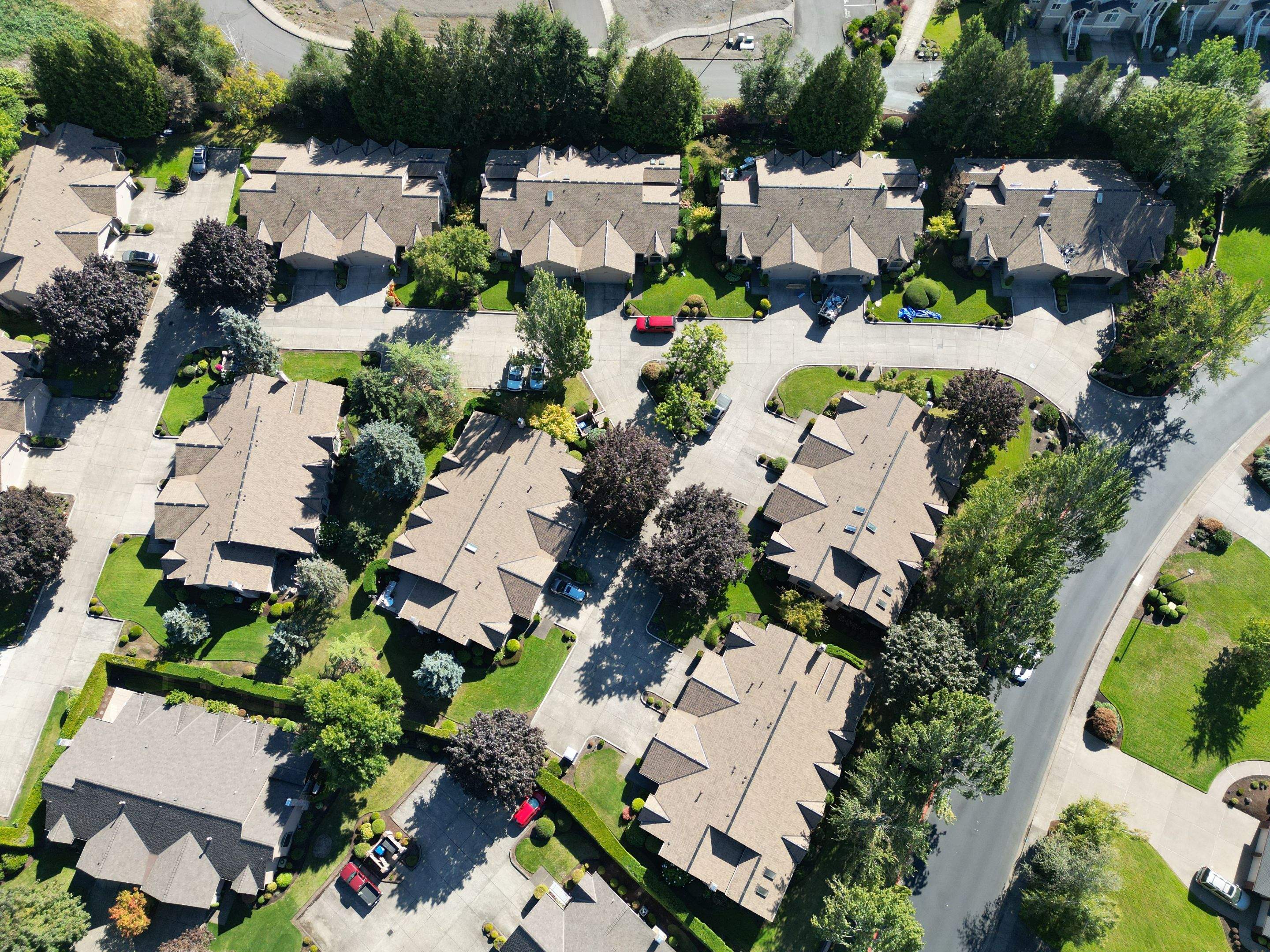 Large HOA Reroof project by Hawthorne General Construction