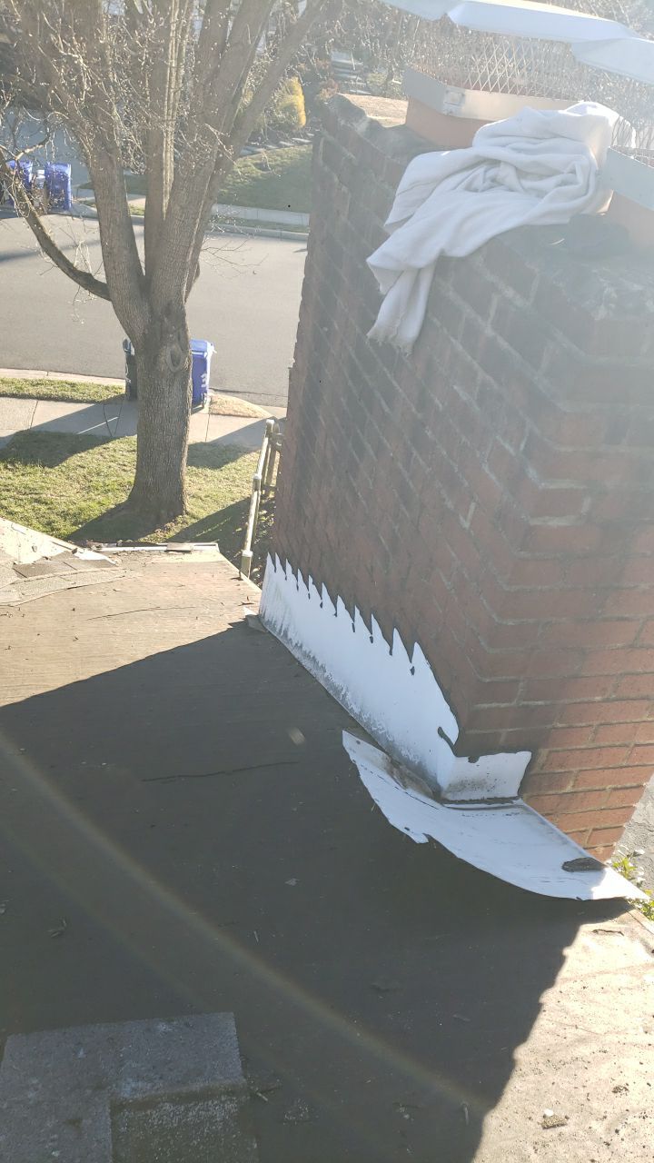 Arlington: CertainTeed Landmark Designer Shingles in Cobblestone Gray by RM Banning, Inc.