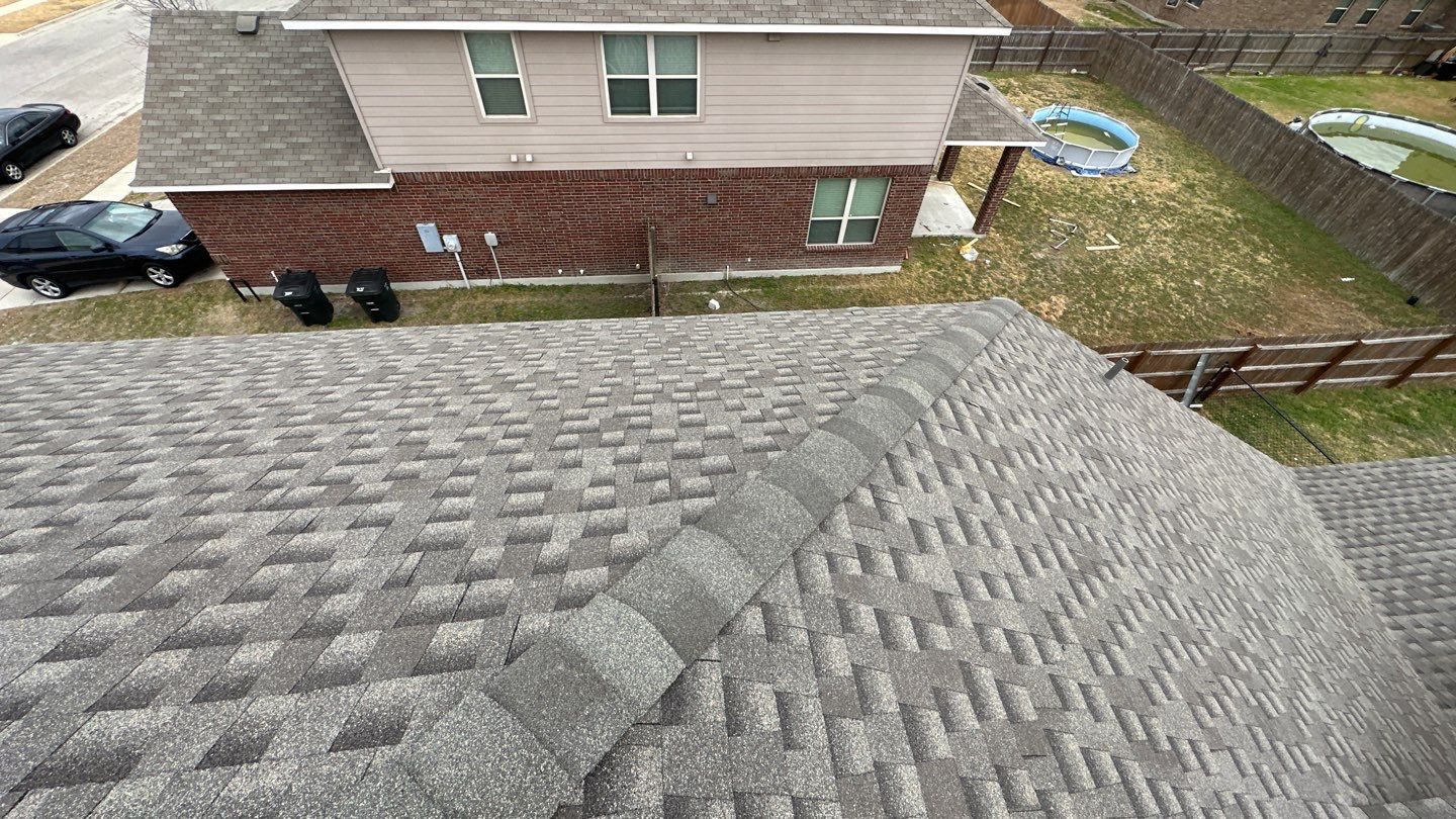GAF HDZ - Weathered Wood by Elite Roofing LLC