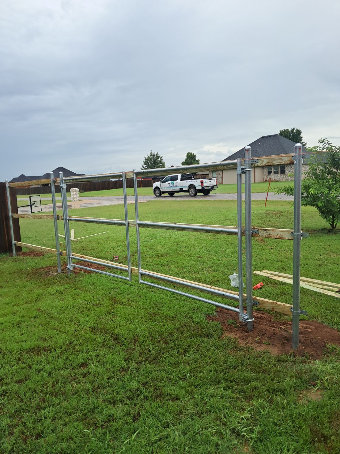 Fence Work by Clays Services Inc