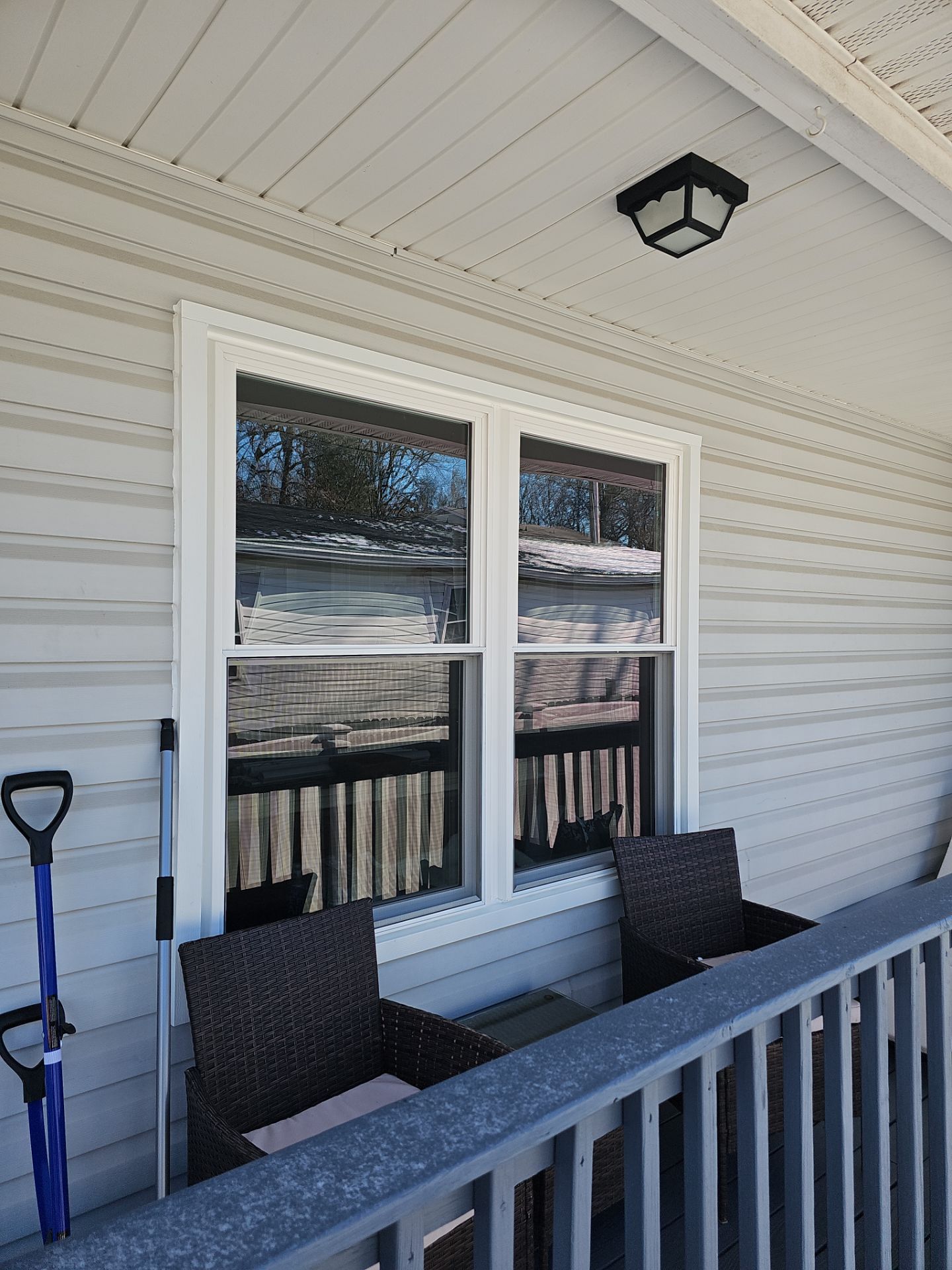 Vinyl window replacement by Window Depot of Annapolis