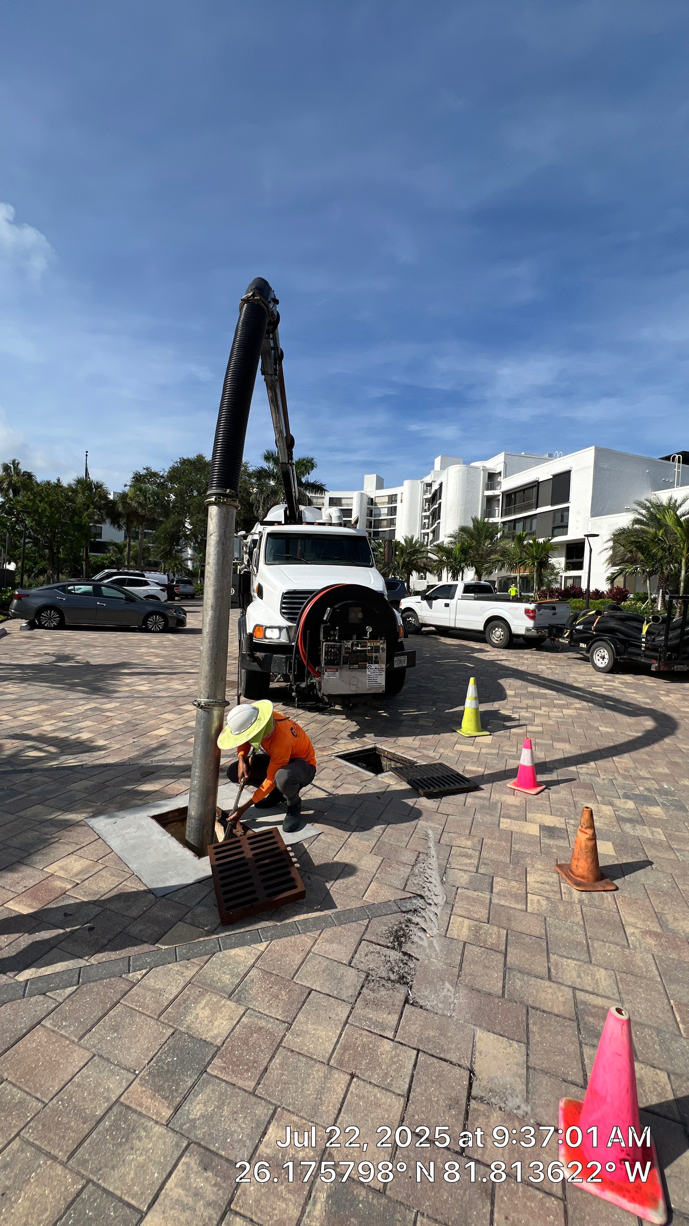 Naples Condo Complex Stormwater System Maintenance and Hurricane Cleanup by APS Power & Water