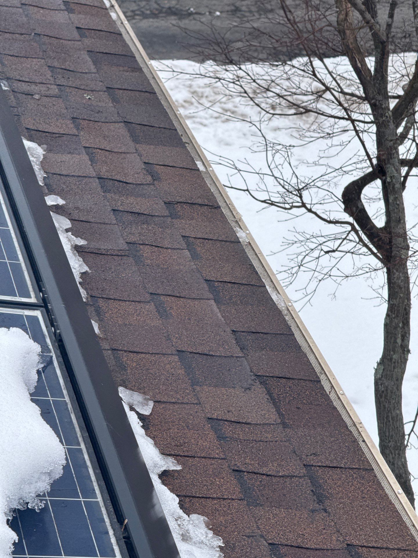 Ice Dam Removal & Snow Removal in Woburn, MA by Mighty Dog Roofing of Greater Middlesex County