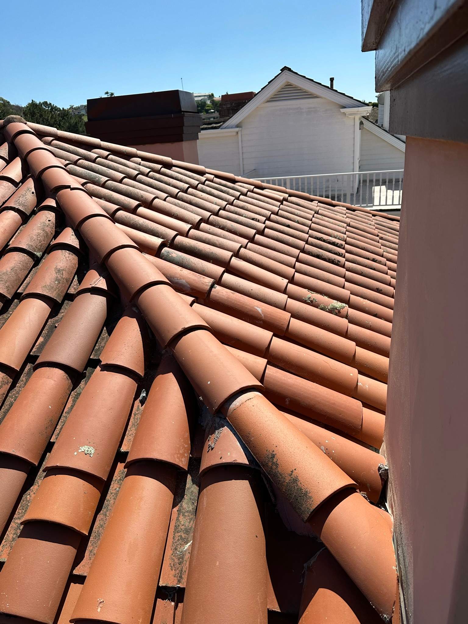 Orange County Clay Tile Roof Soft Wash on Unwalkwable Roof by Property Cleaning Experts