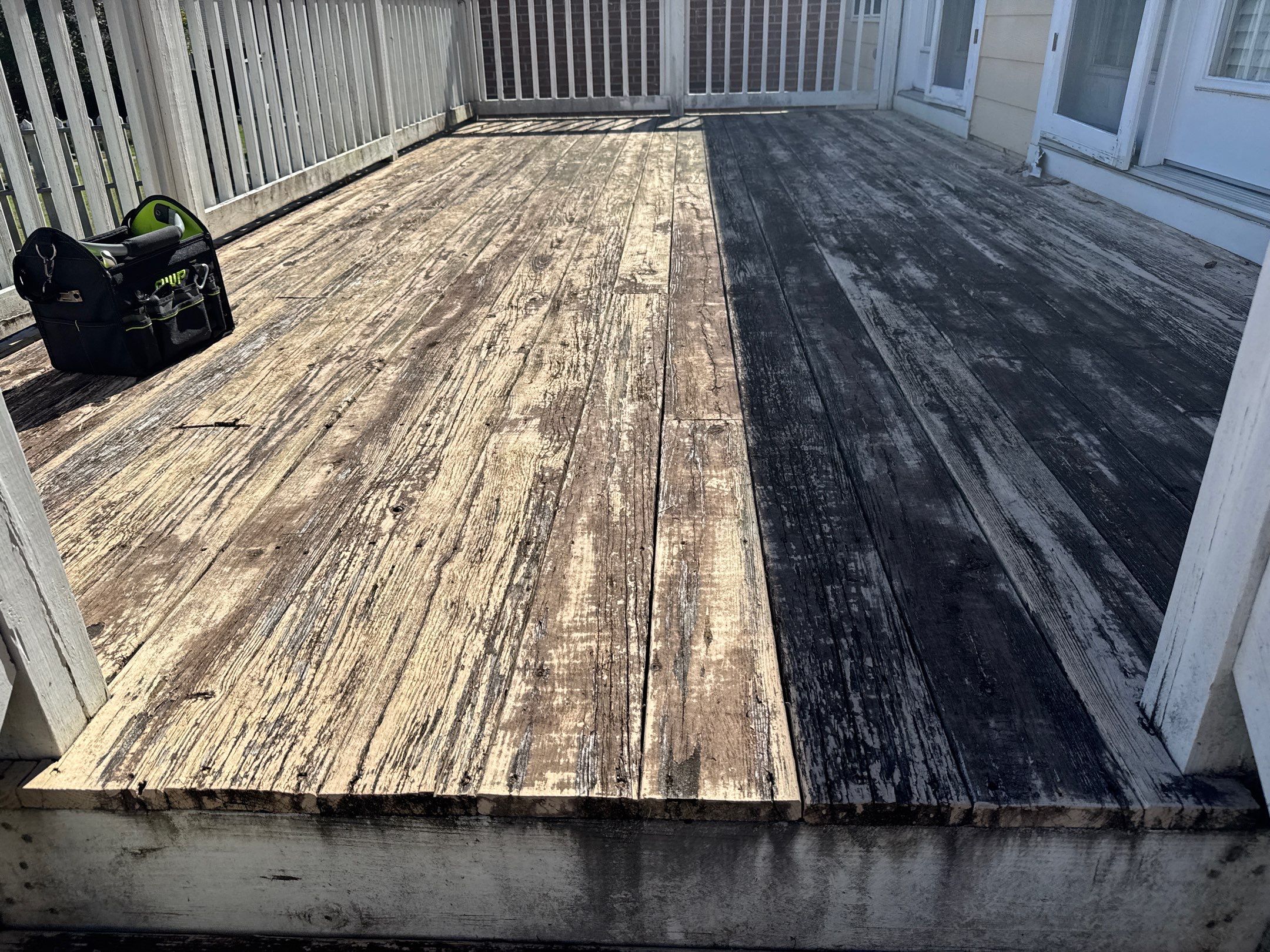 Wood Deck using Wood Sealant and Stain by DuraSeal