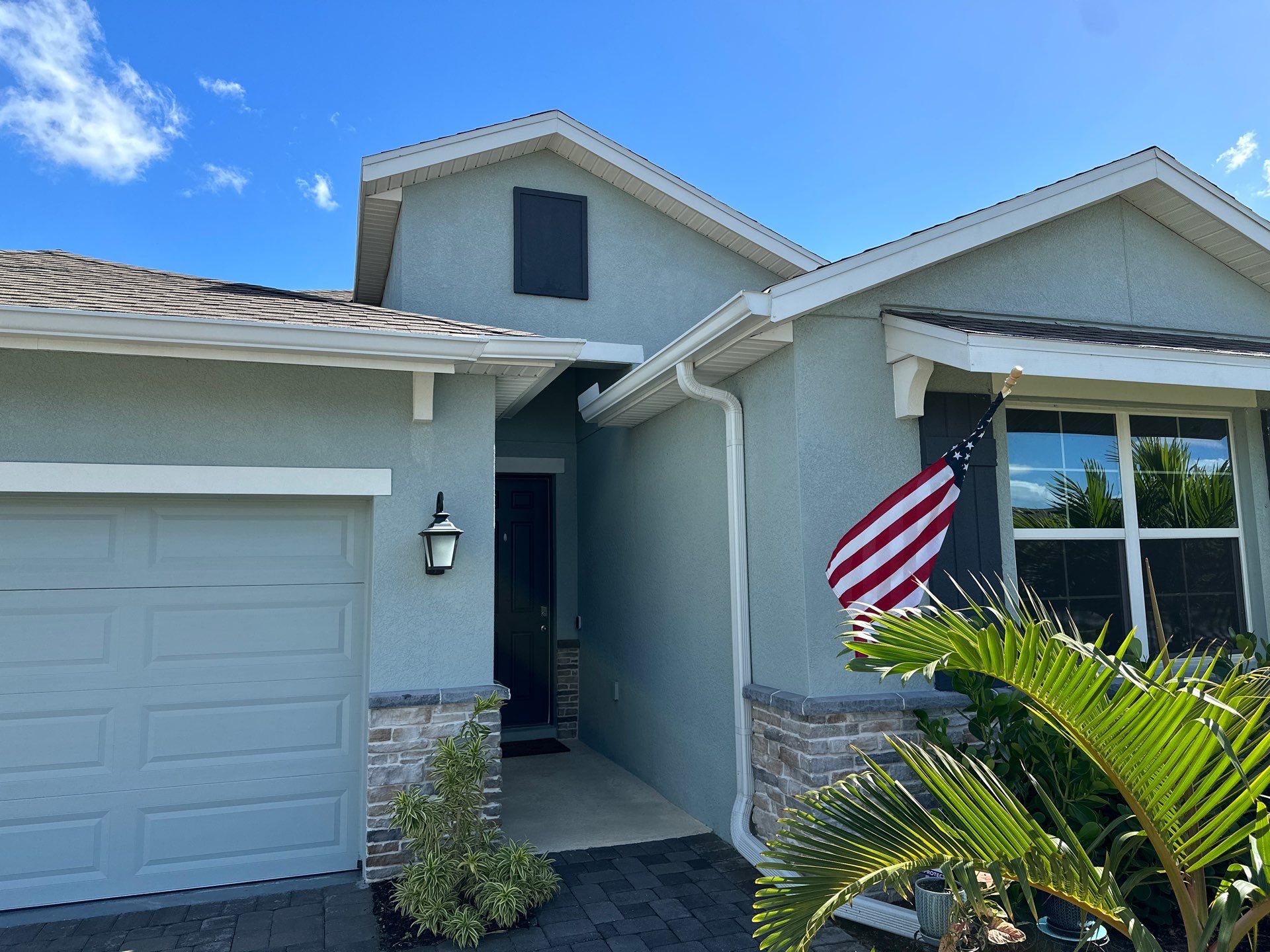 House Wash & Paver Driveway Cleaning in Trevesta Community, Palmetto, FL | Sunshine AquaWash by Sunshine AquaWash