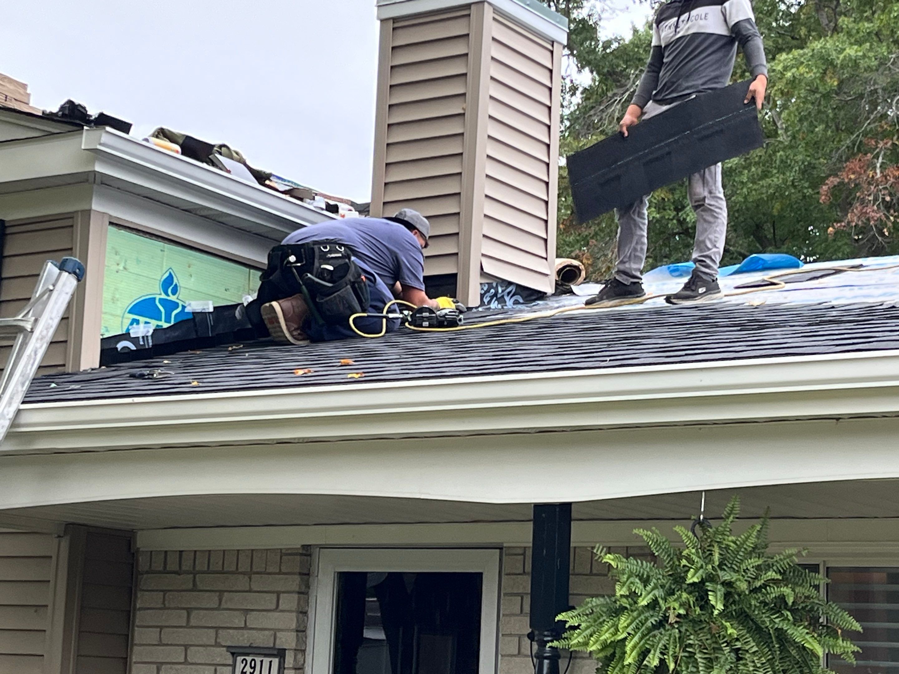 Roof Replacement using CertainTeed Landmark by 180 Contractors