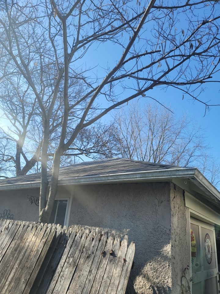 ATLAS PINNACLE COLOR: MORNING HARVEST DRIP EDGE: WHITE by Eagle Eye Roofing