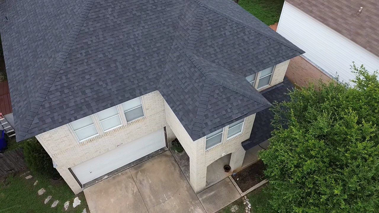 Onyx Black - Owens Corning TruDefinition Duration  by RoofsOnly.com