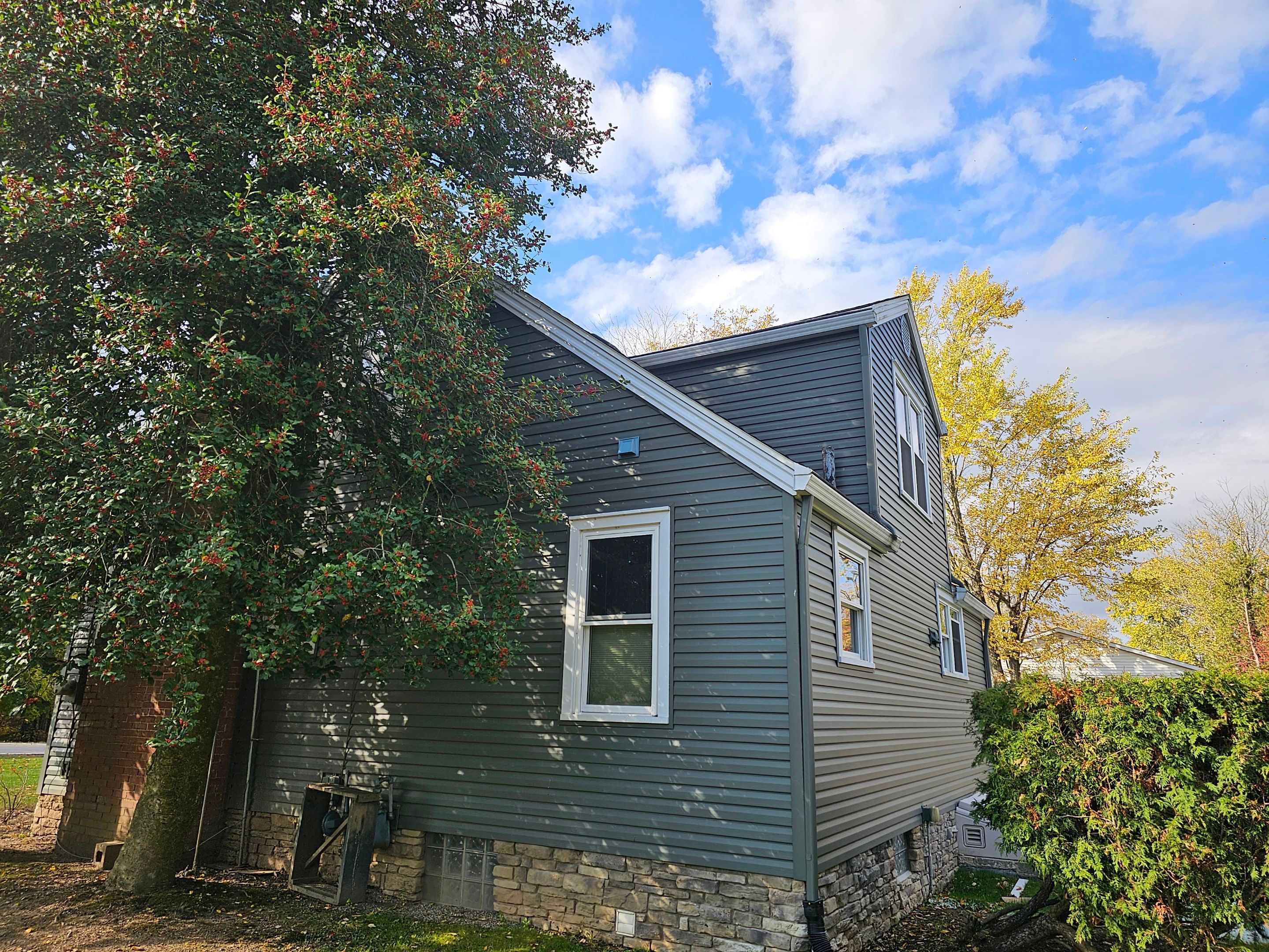 Weather Max Panel, Color: Black by Eagle Eye Roofing