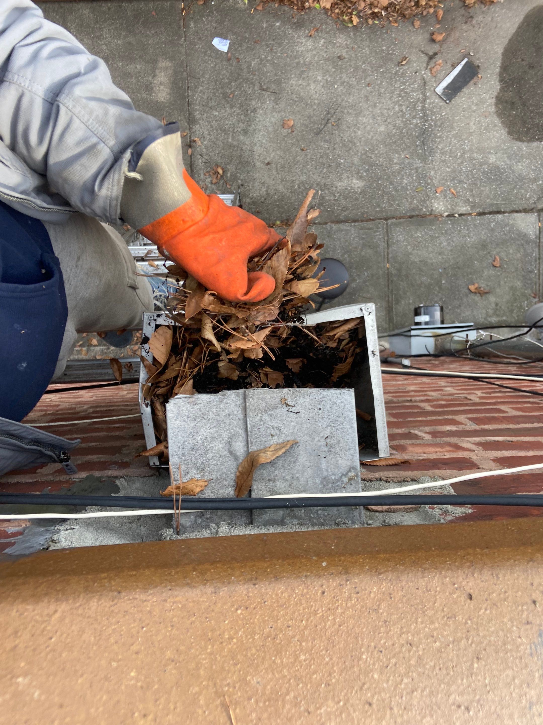 Flat Roof Cleaning Lynbrook NY by Above All Gutters 