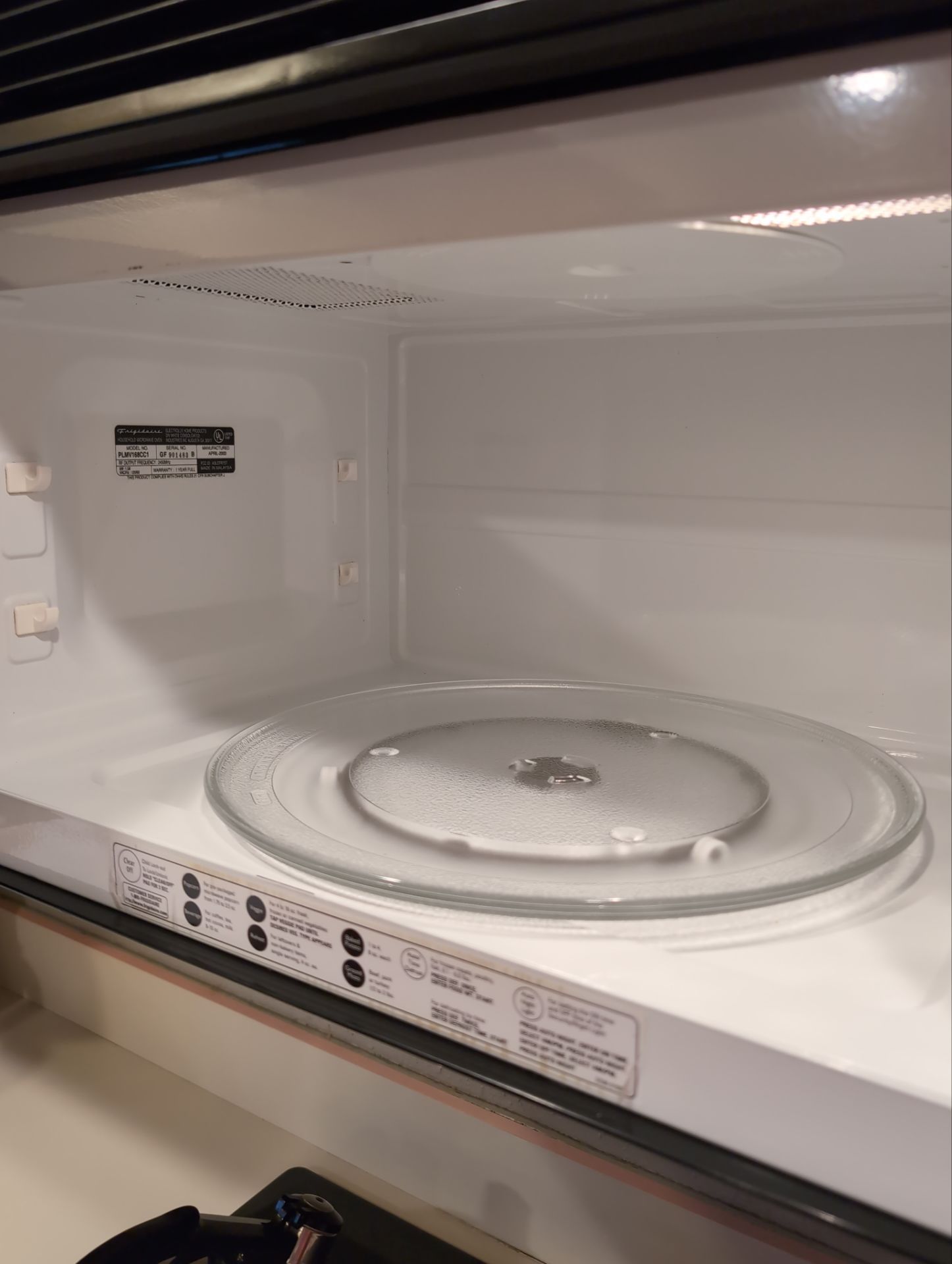 House Cleaning service performed in West Linn by Cloud 9 Professional Cleaning Services