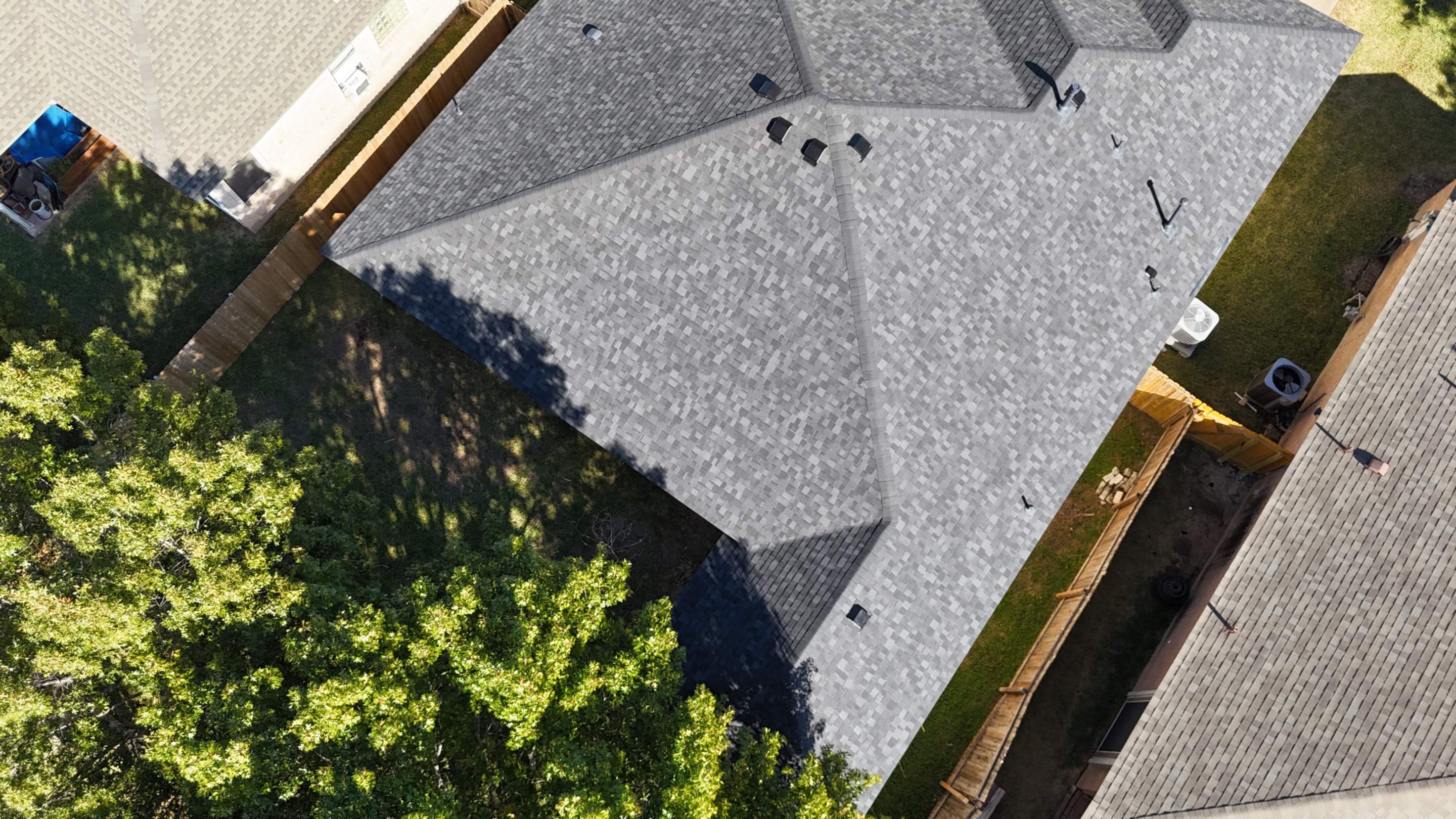 Onyx Black - Owens Corning TruDefinition Duration  by RoofsOnly.com