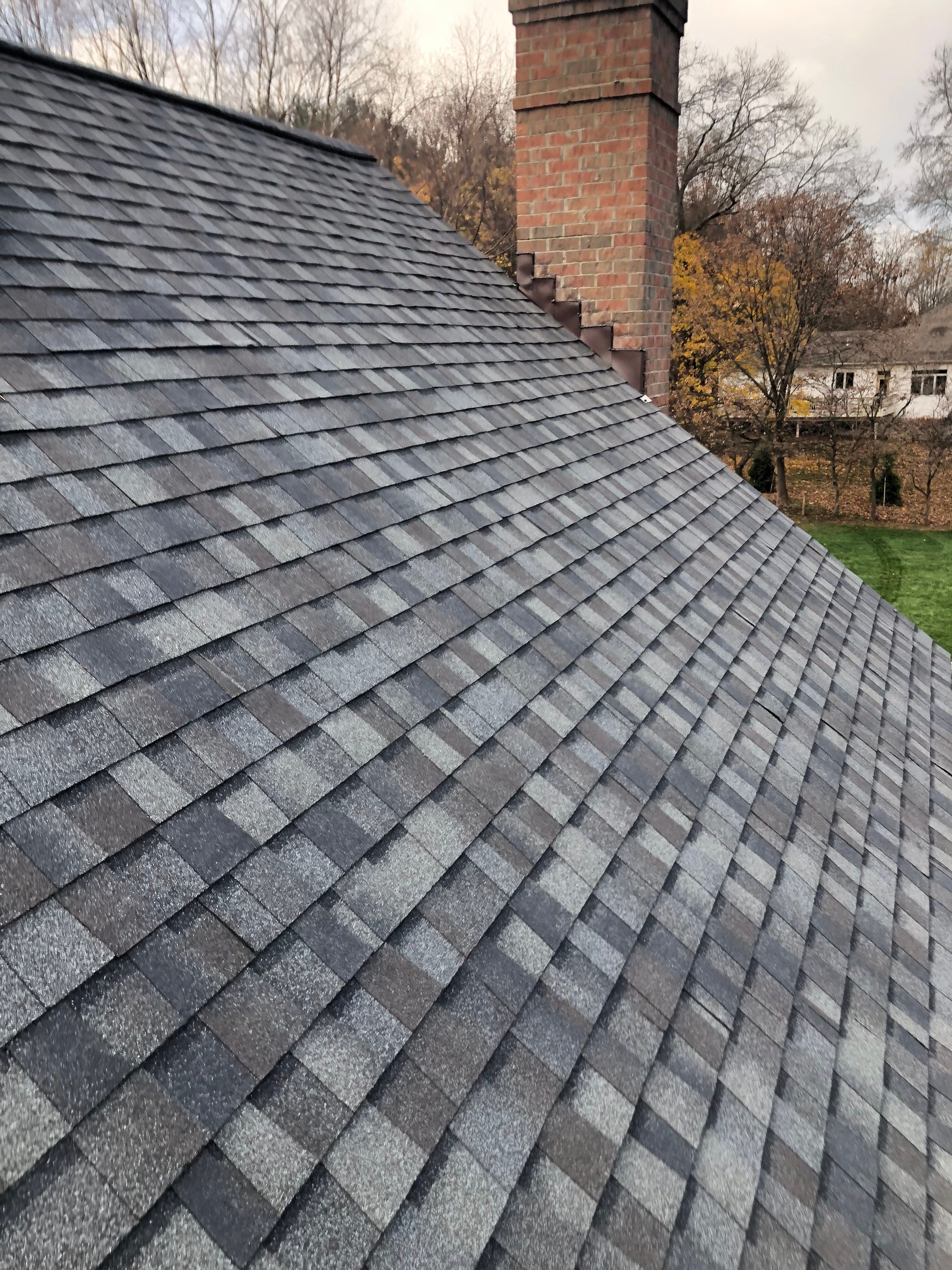 Herndon: CertainTeed Landmark Pro Designer Shingles in Max Def Driftwood by RM Banning, Inc.