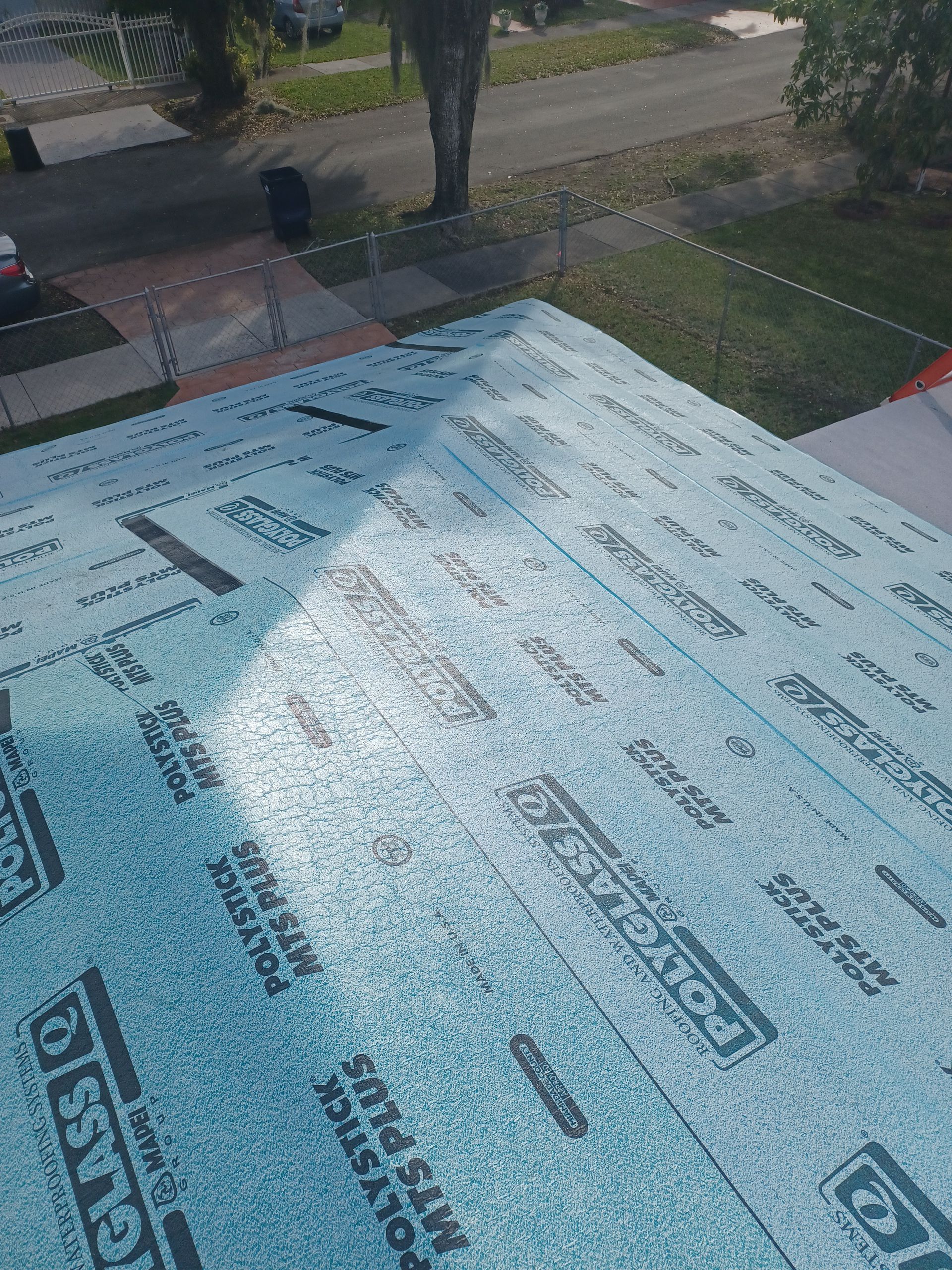 Metal Roof - Galvalume Regal Blue by Istueta Roofing