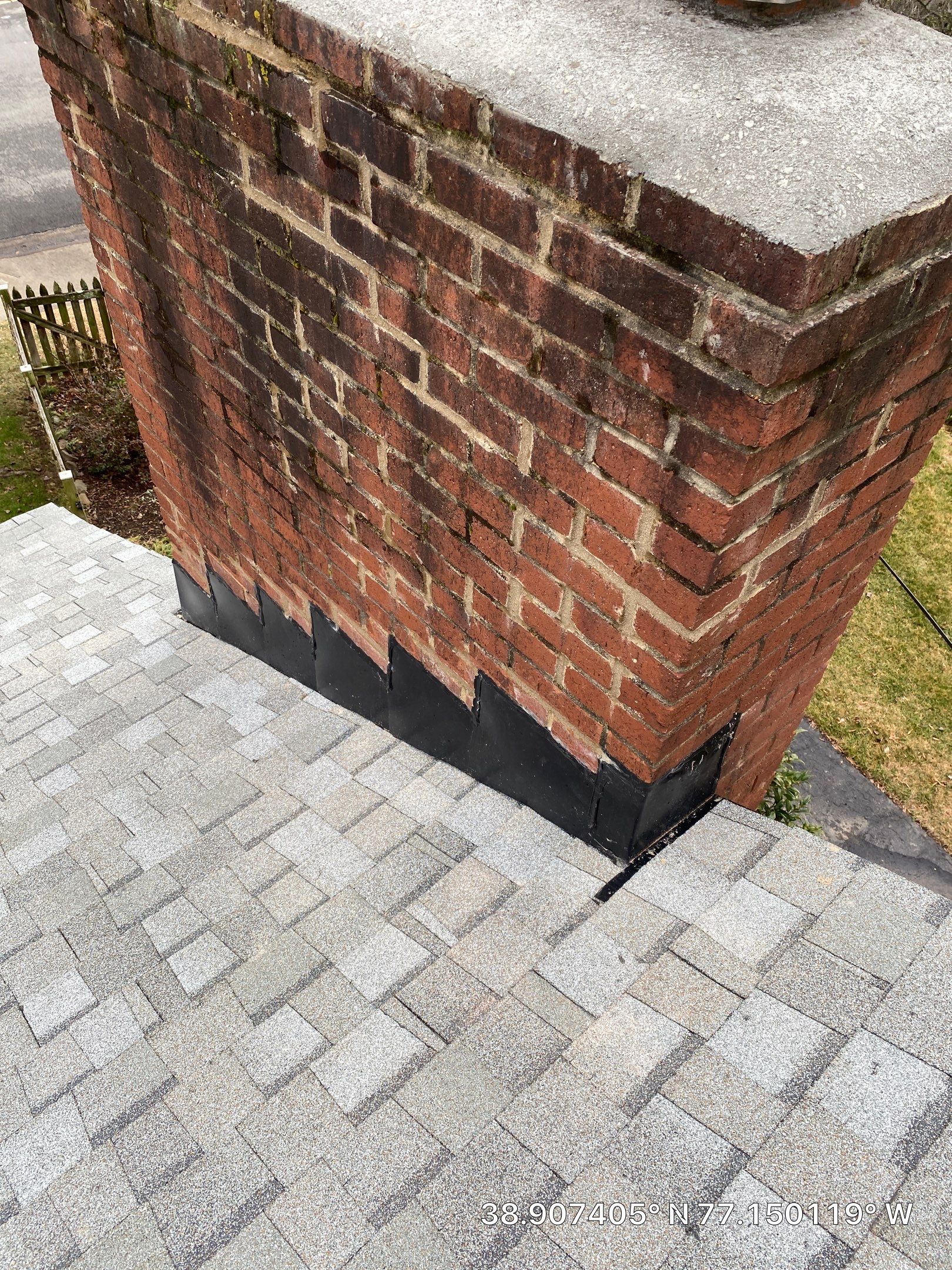 Arlington: CertainTeed Landmark Designer Shingles in Cobblestone Gray by RM Banning, Inc.