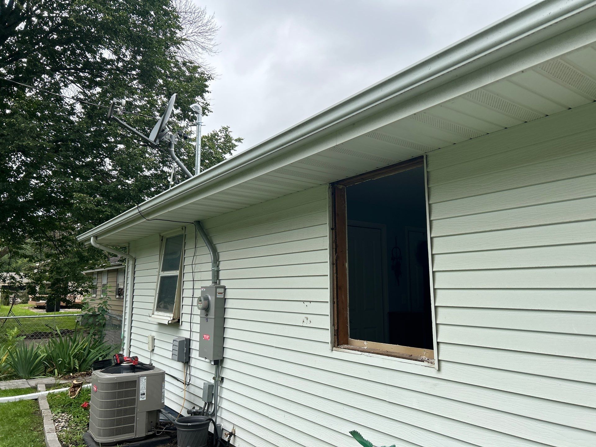 Pella 250 Series Window Replacement by United Windows and Siding LLC
