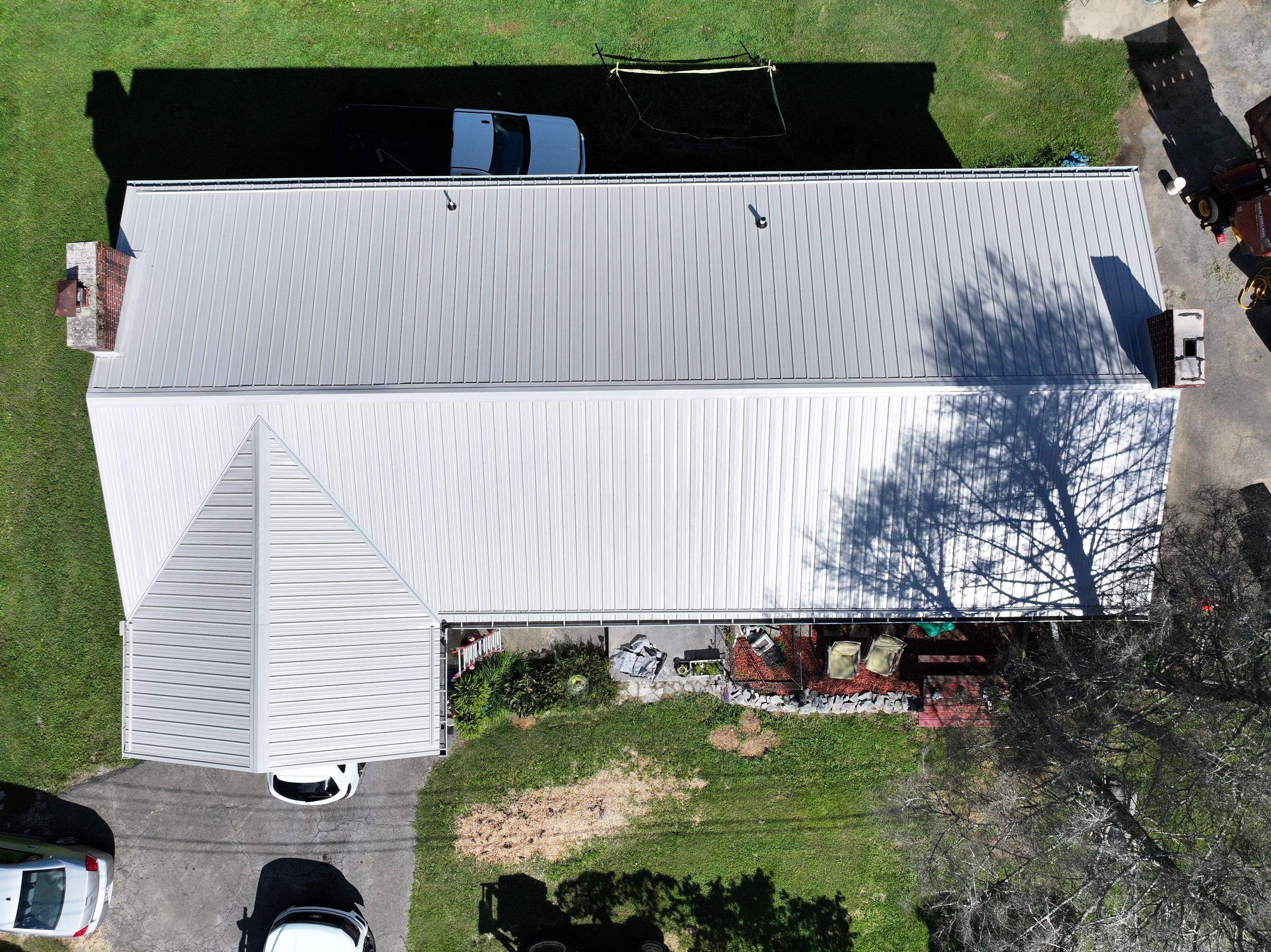 Kyte Residence by Omnia Roofing