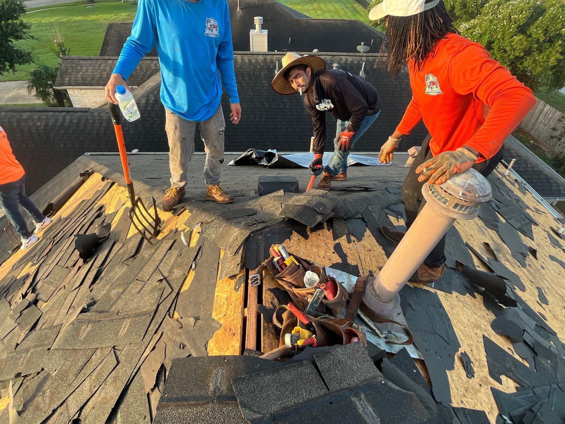 Residential Roofing Installation using Owen's Corning Duration (Lifetime) Shingles by Roof Repair Company