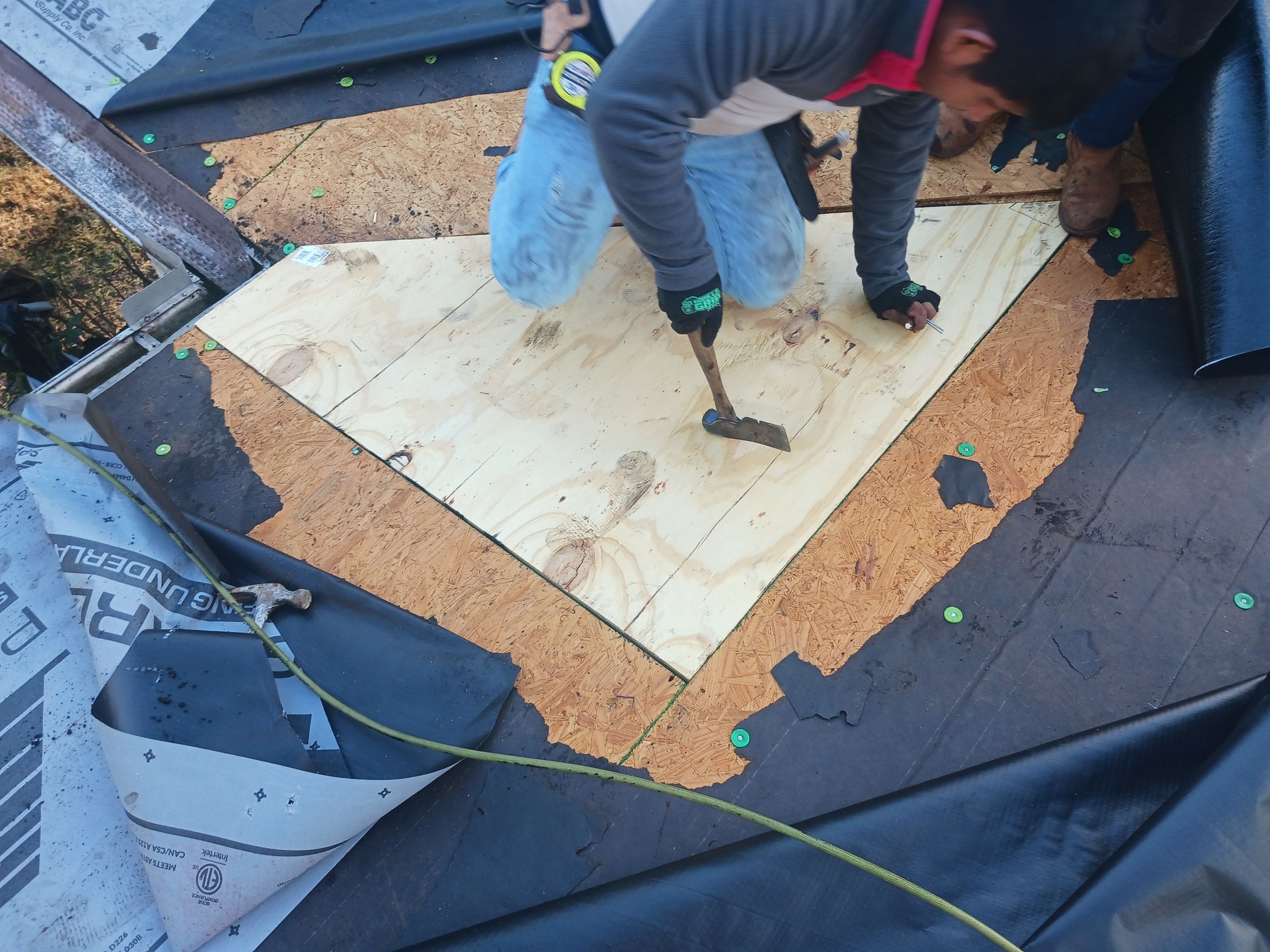 Residential Roof Replacement in Nashville, Arkansas by Hostetler Roofing